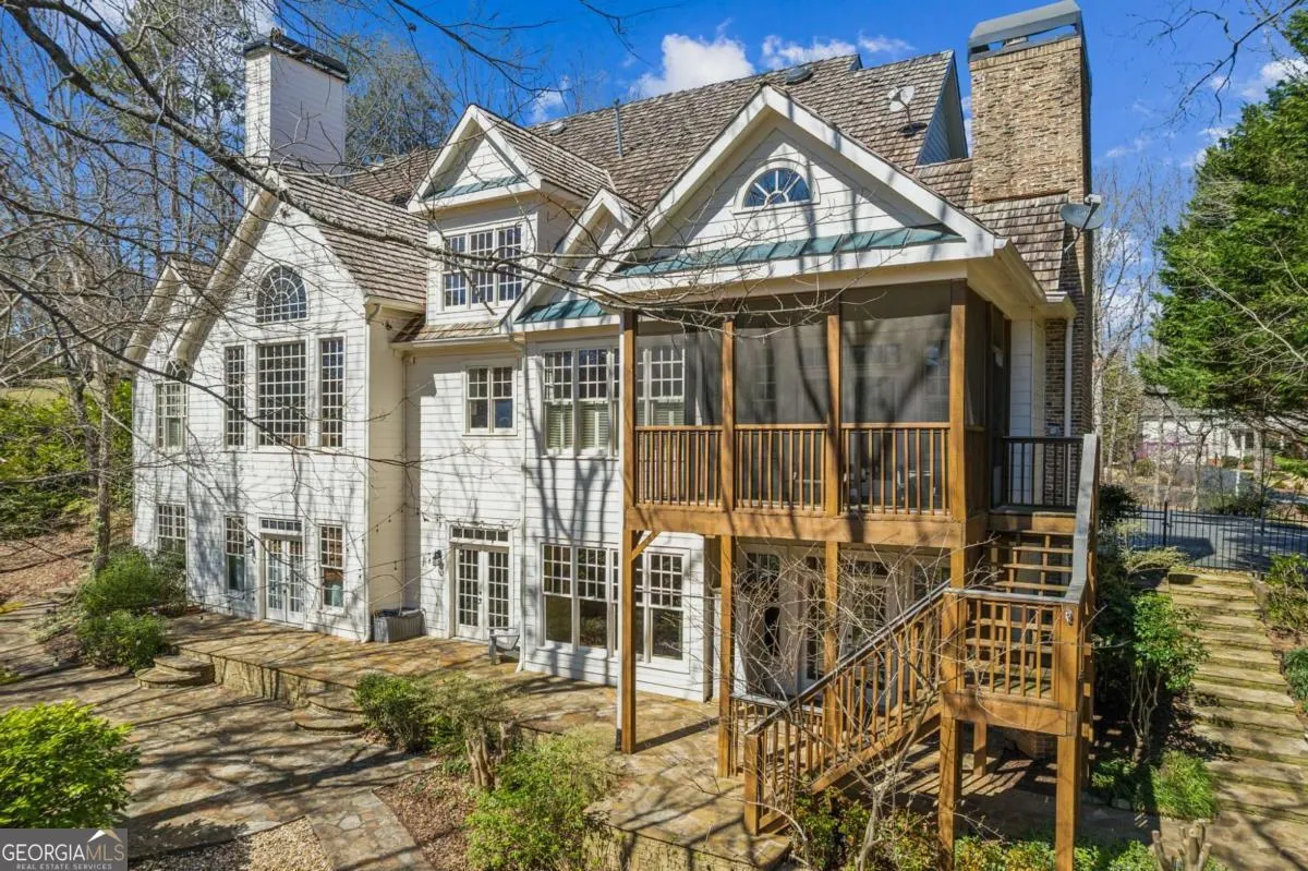 1070 Dogwood Way