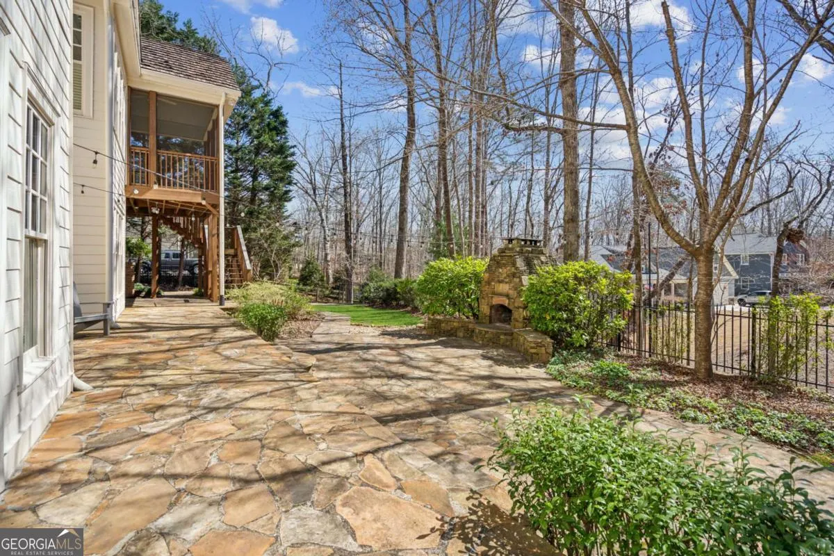 1070 Dogwood Way