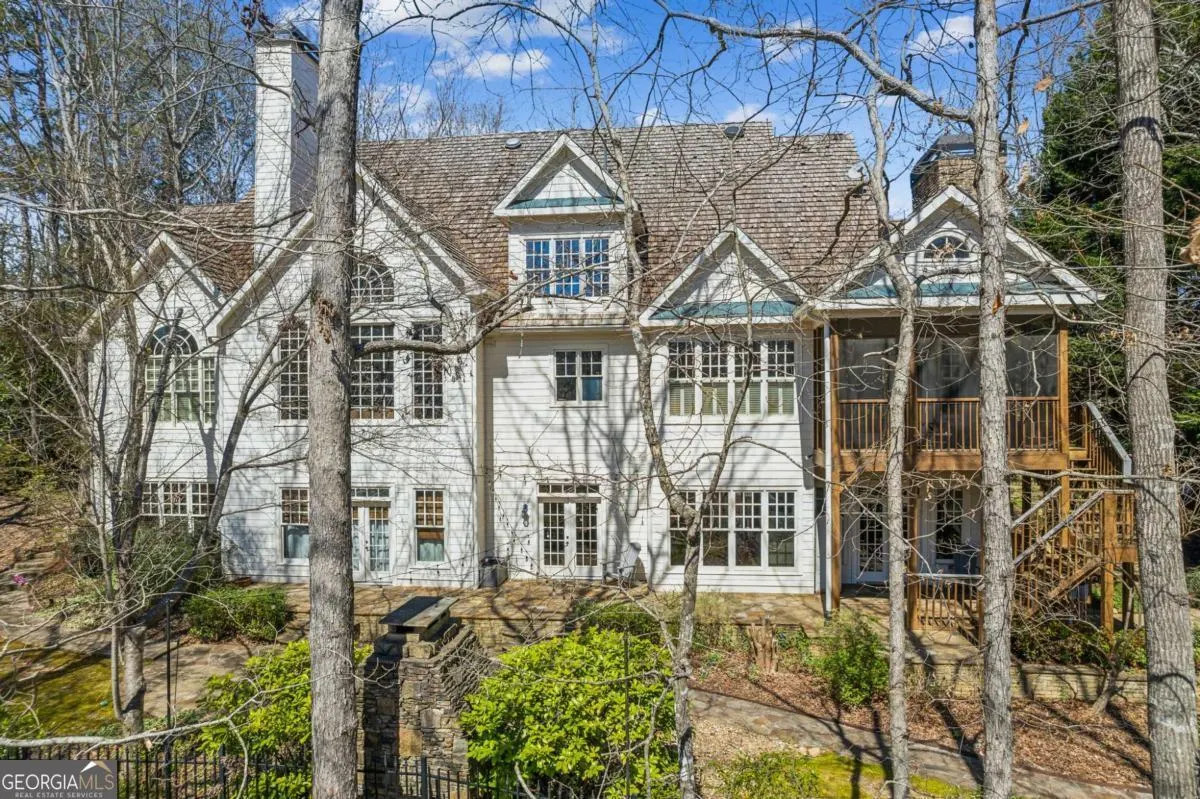 1070 Dogwood Way