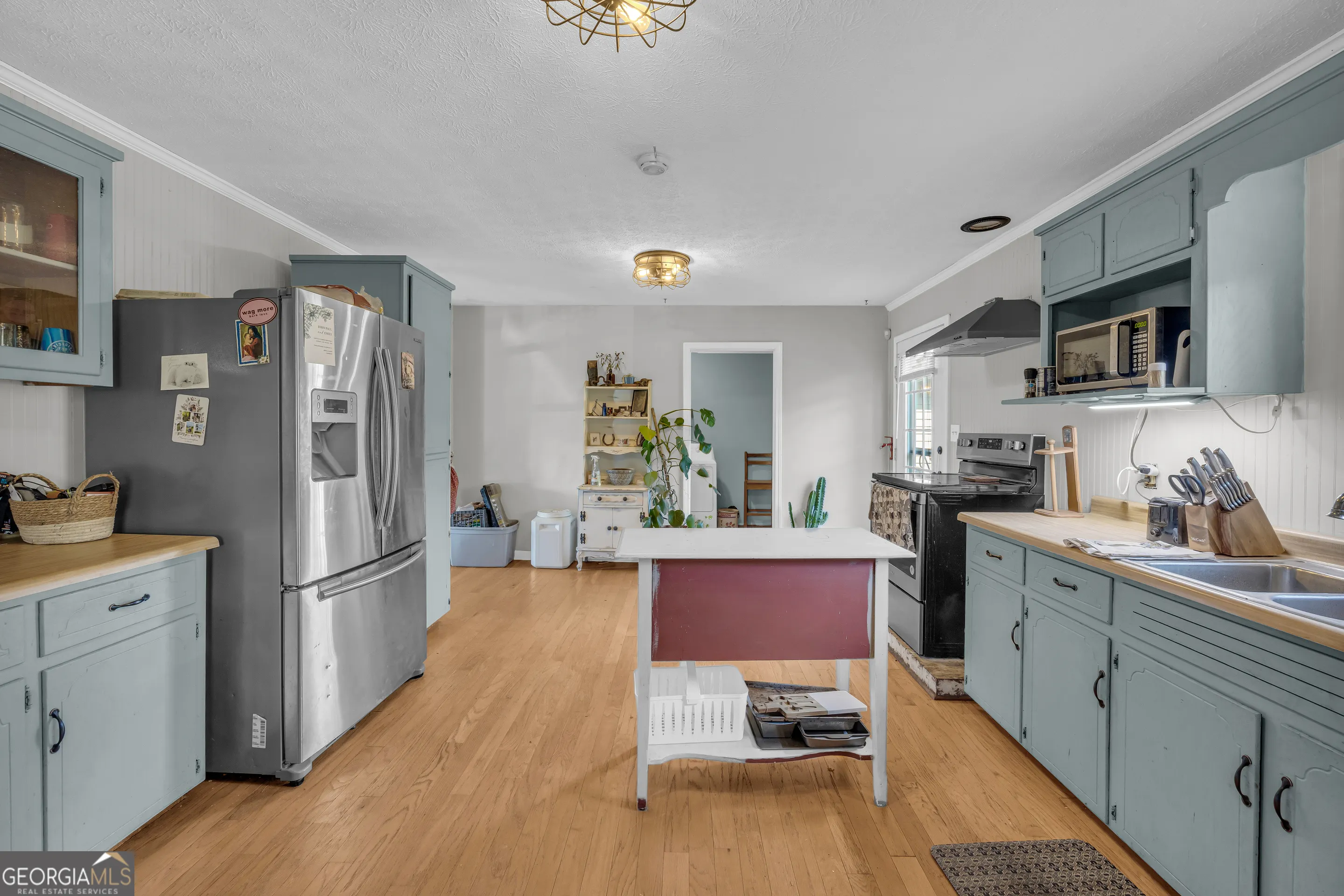 2448 Allen White Road