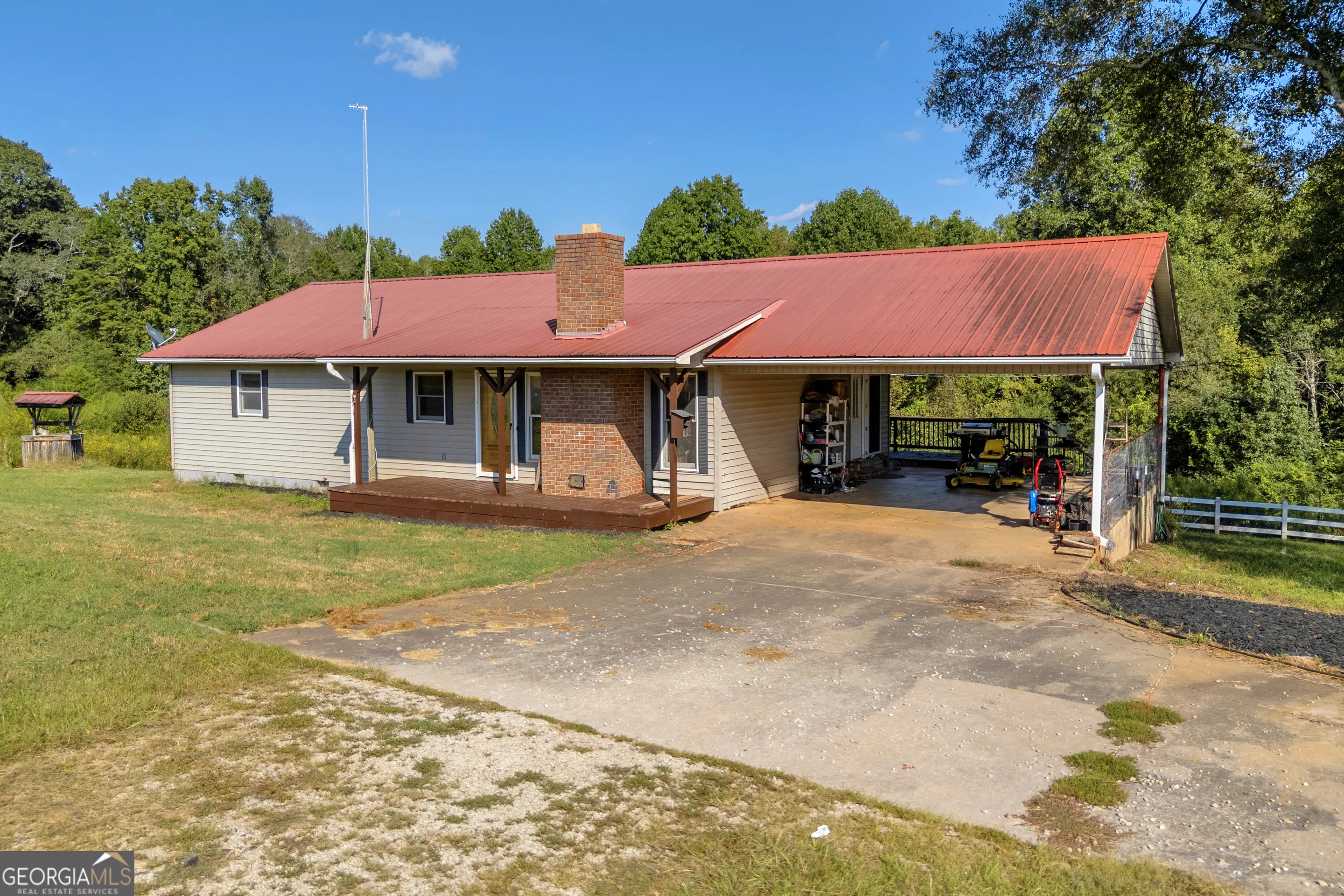 2448 Allen White Road