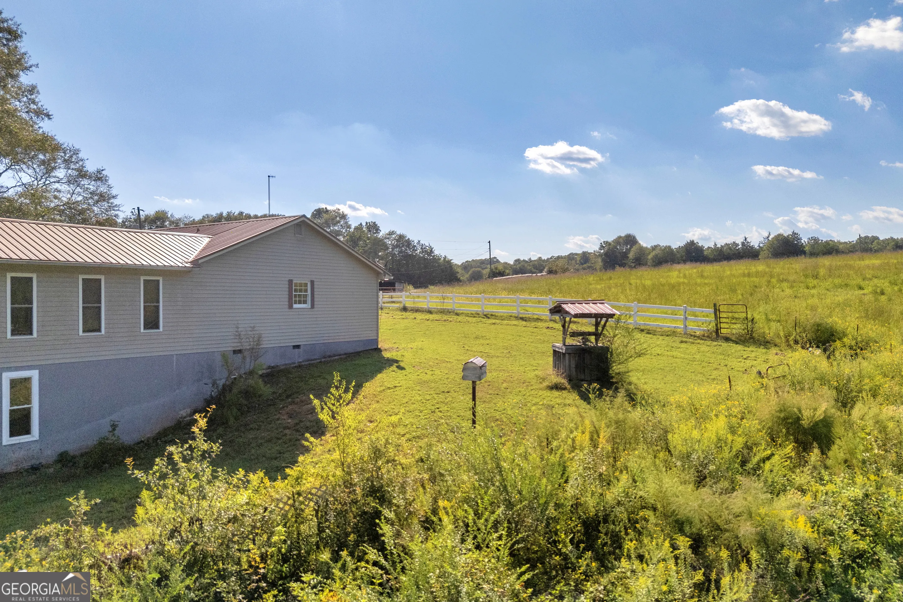 2448 Allen White Road