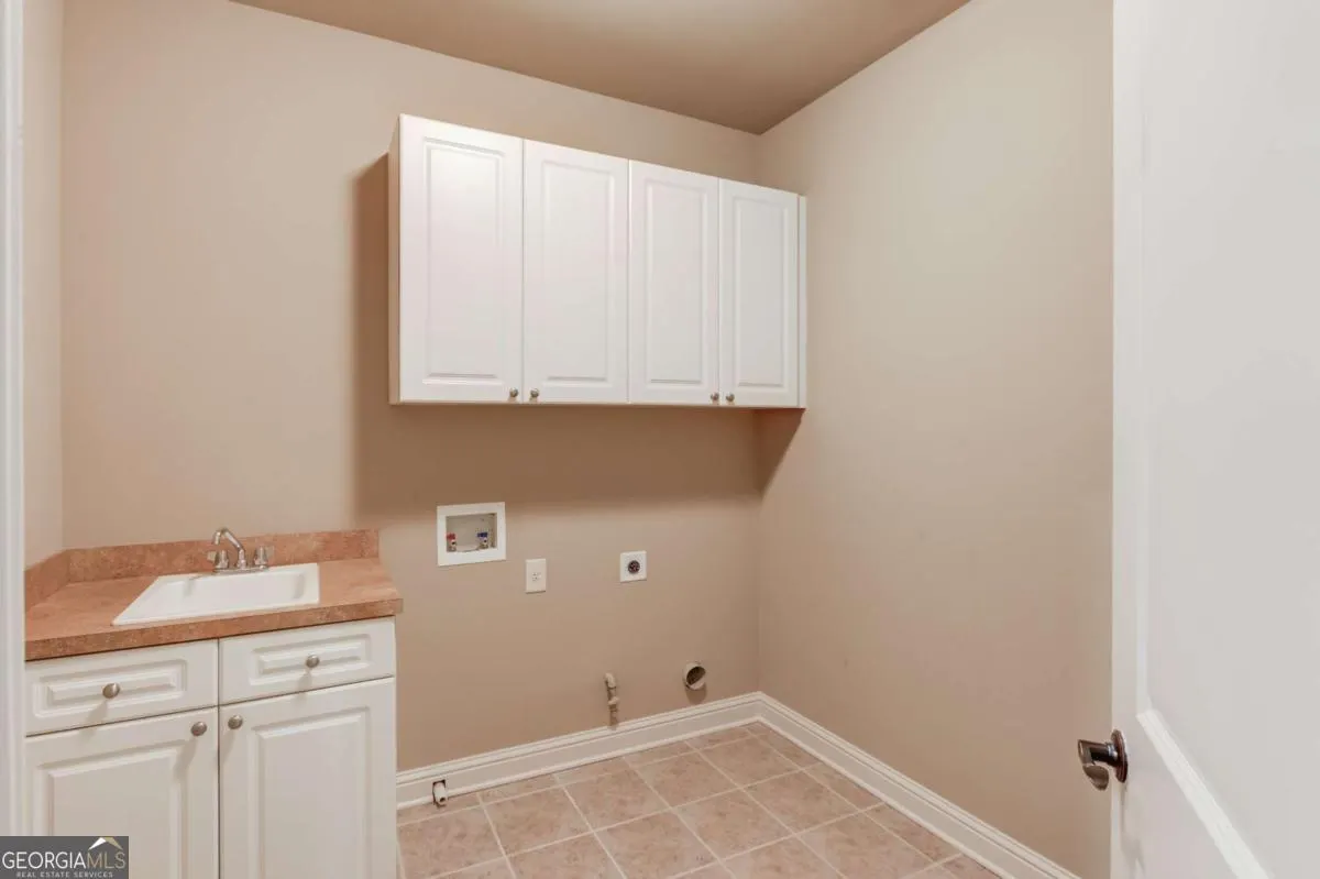 10595 Highgate Manor Court