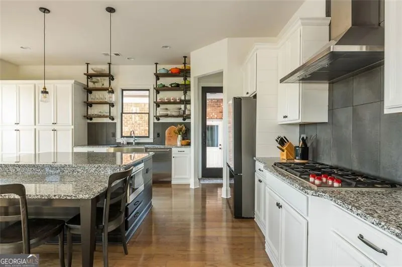 4675 BLUFFSIDE Court
