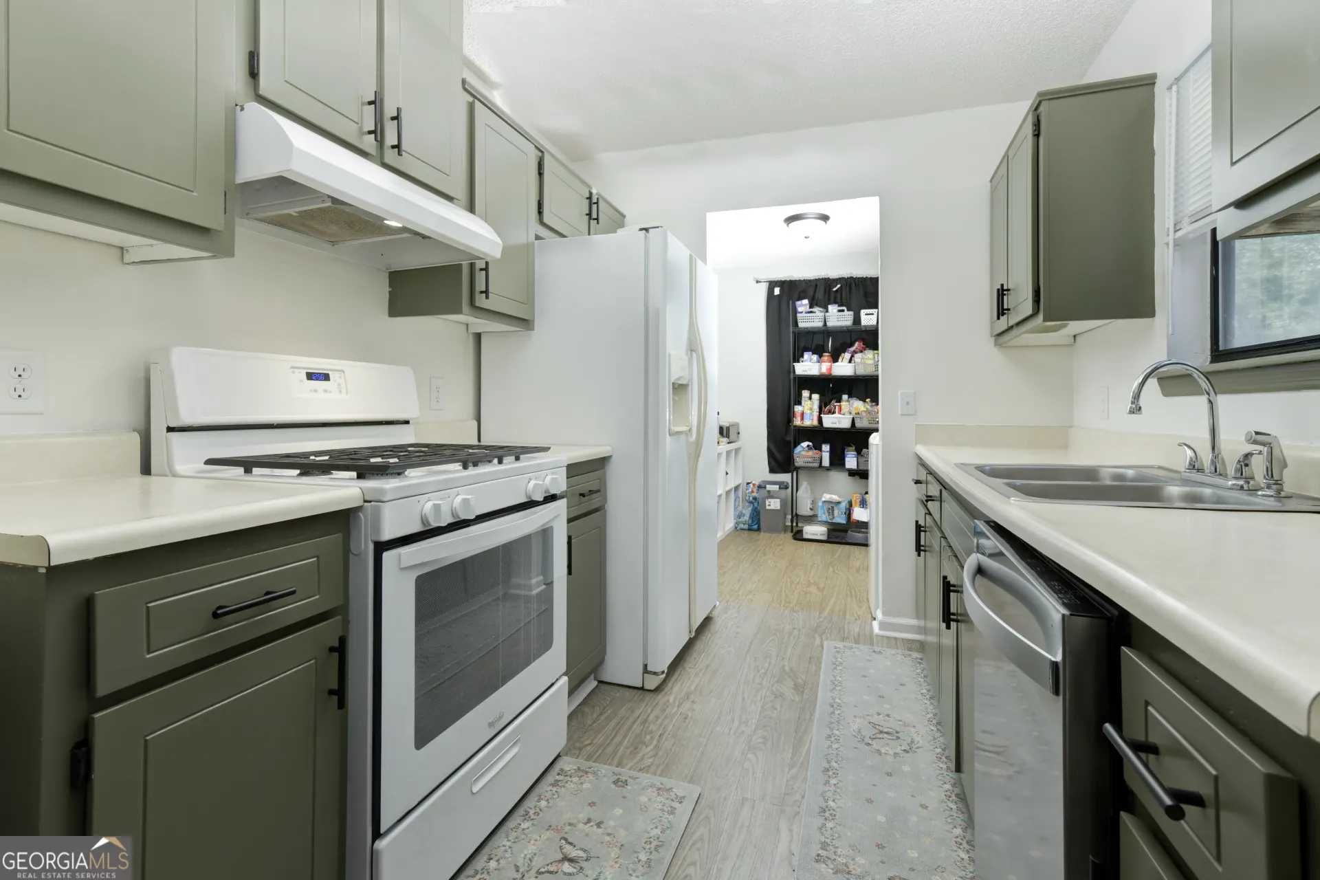 107 Sunnyside Drive