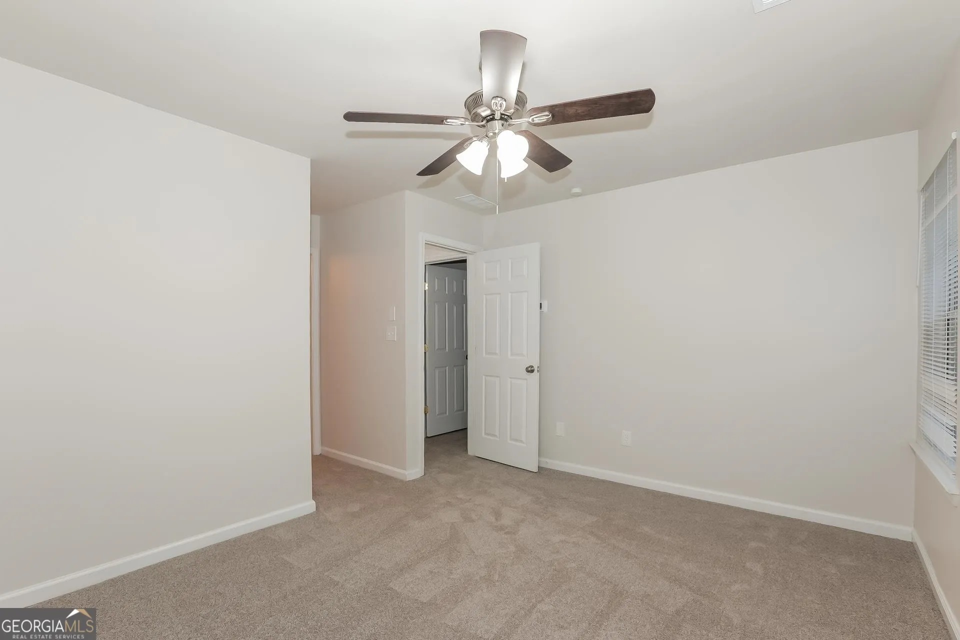 4709 Autumn Rose Trail