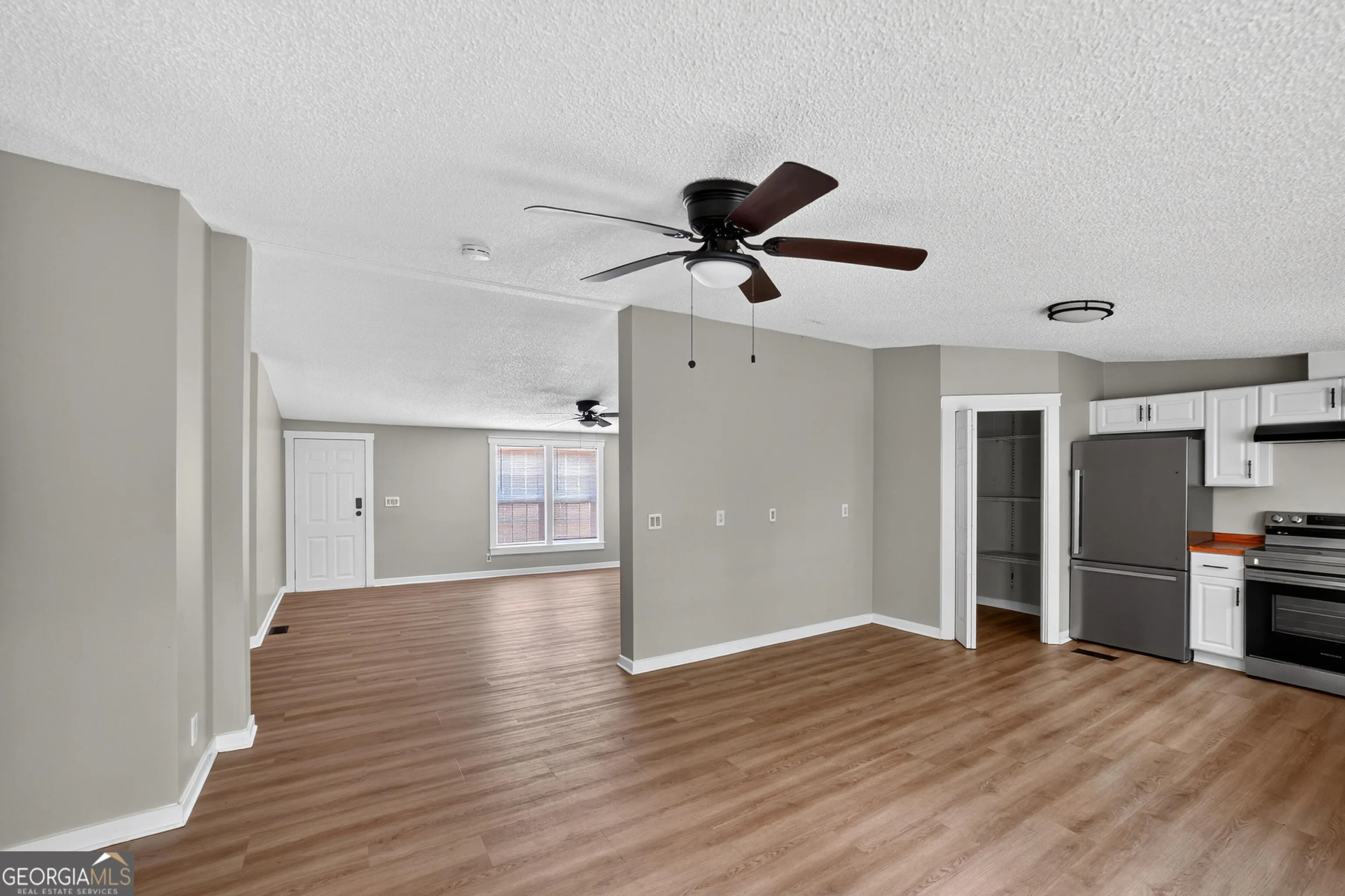 525 Horsefly Road