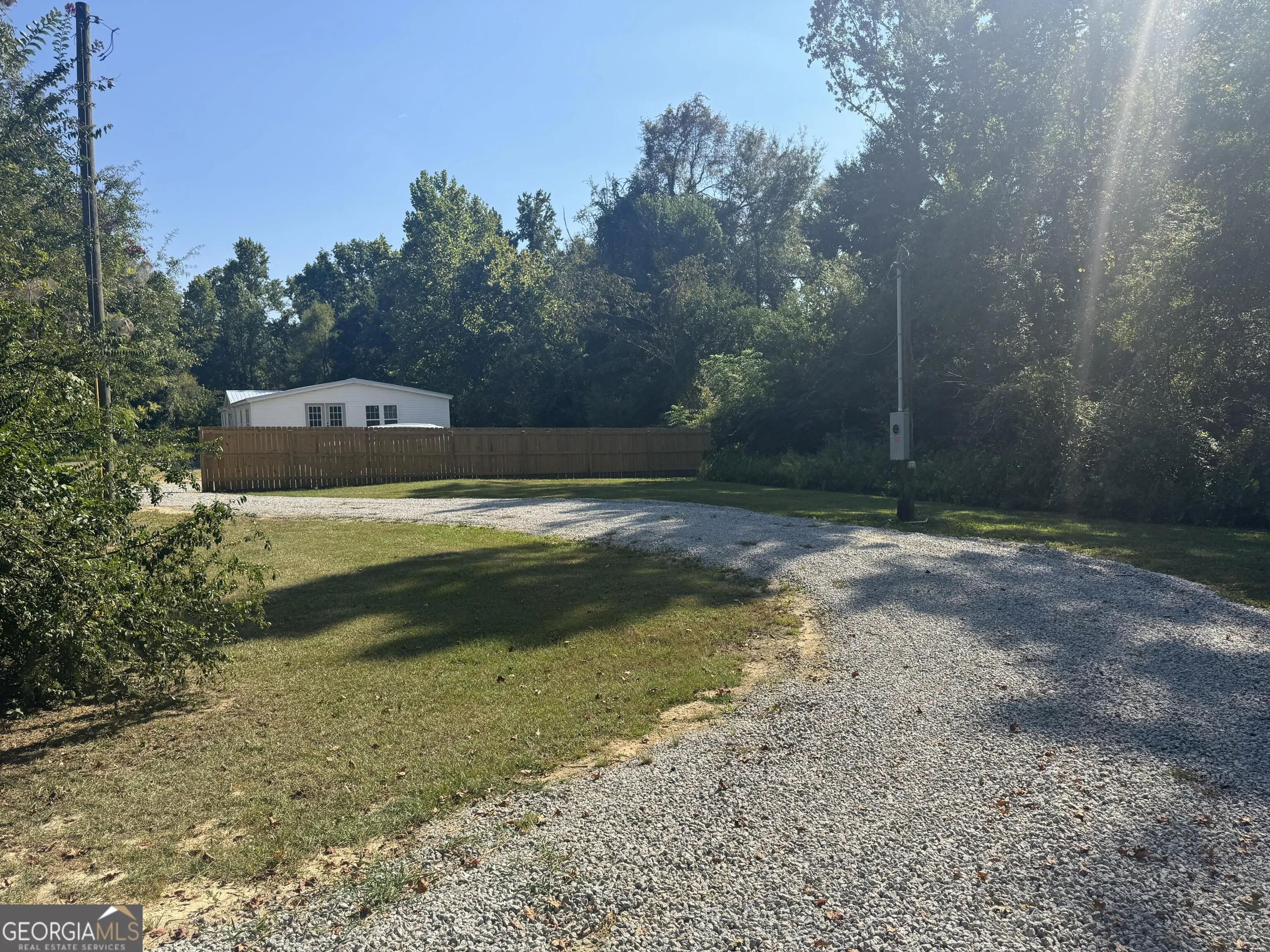 525 Horsefly Road