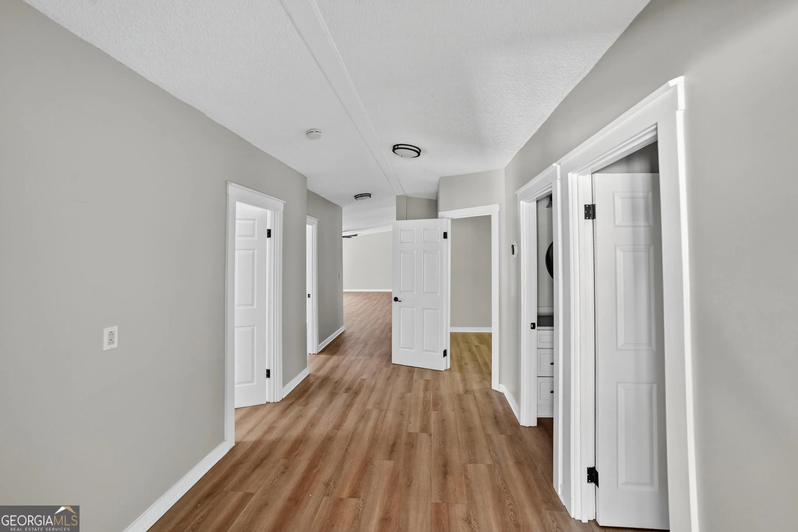 525 Horsefly Road