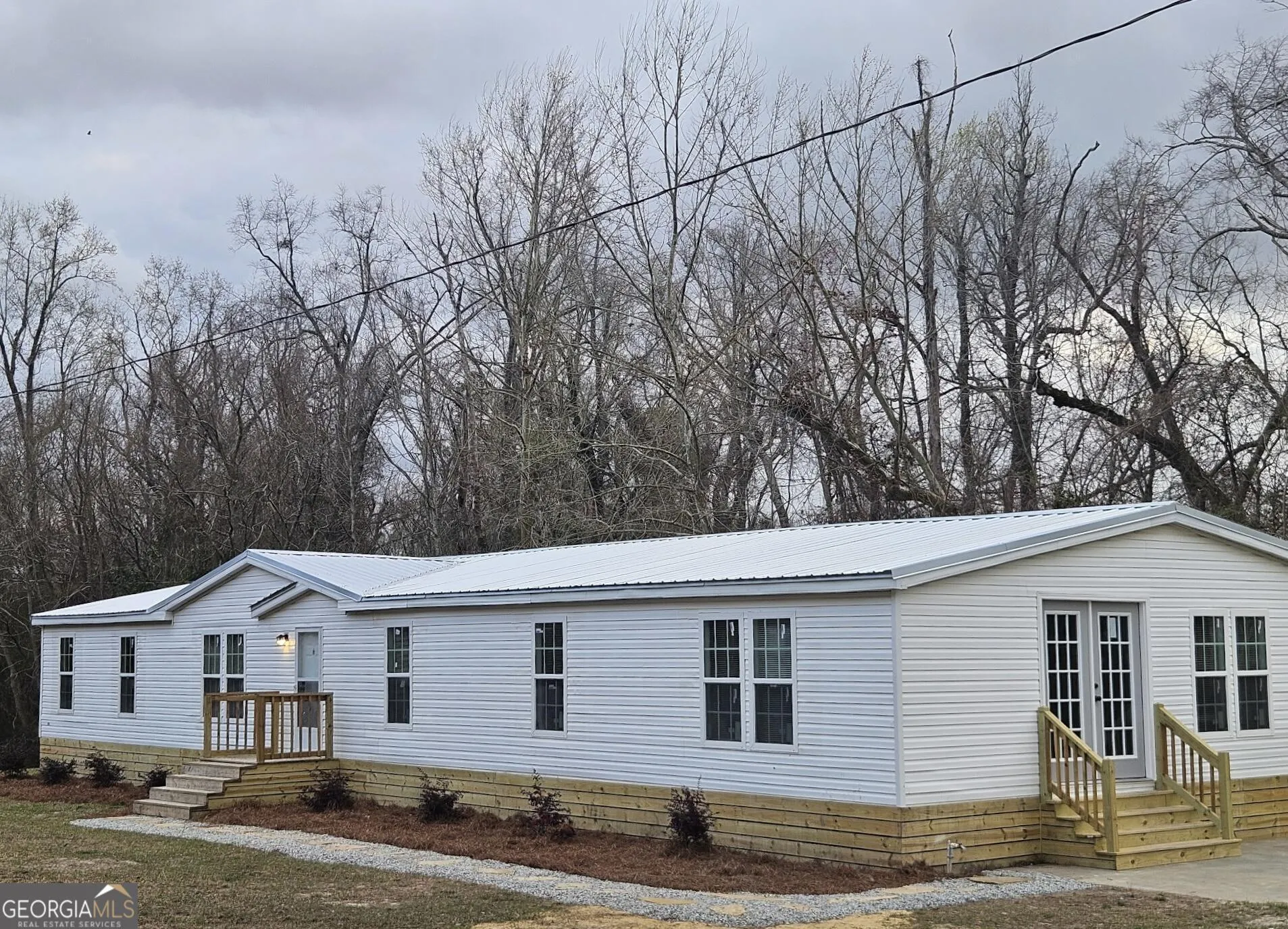 525 Horsefly Road