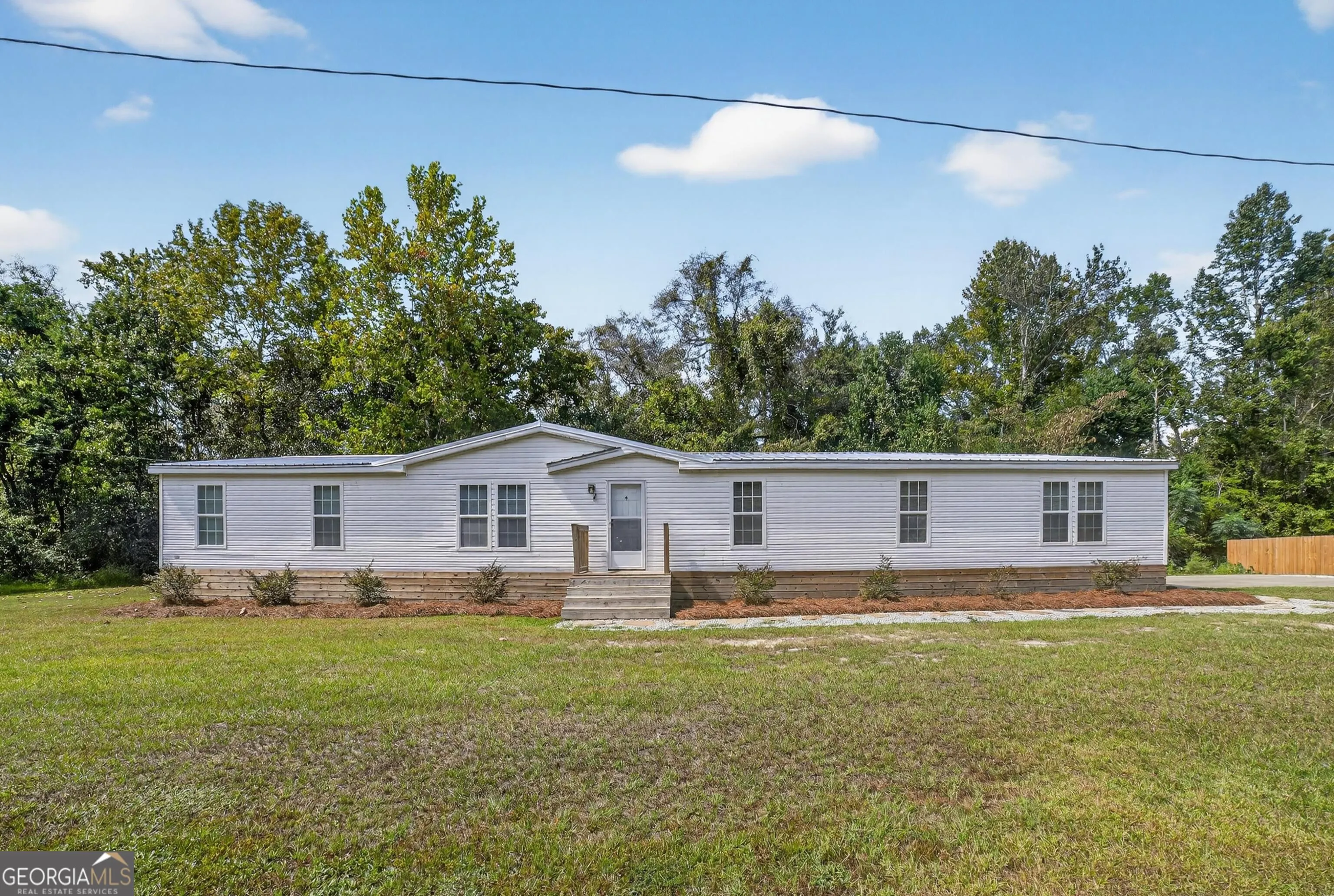 525 Horsefly Road