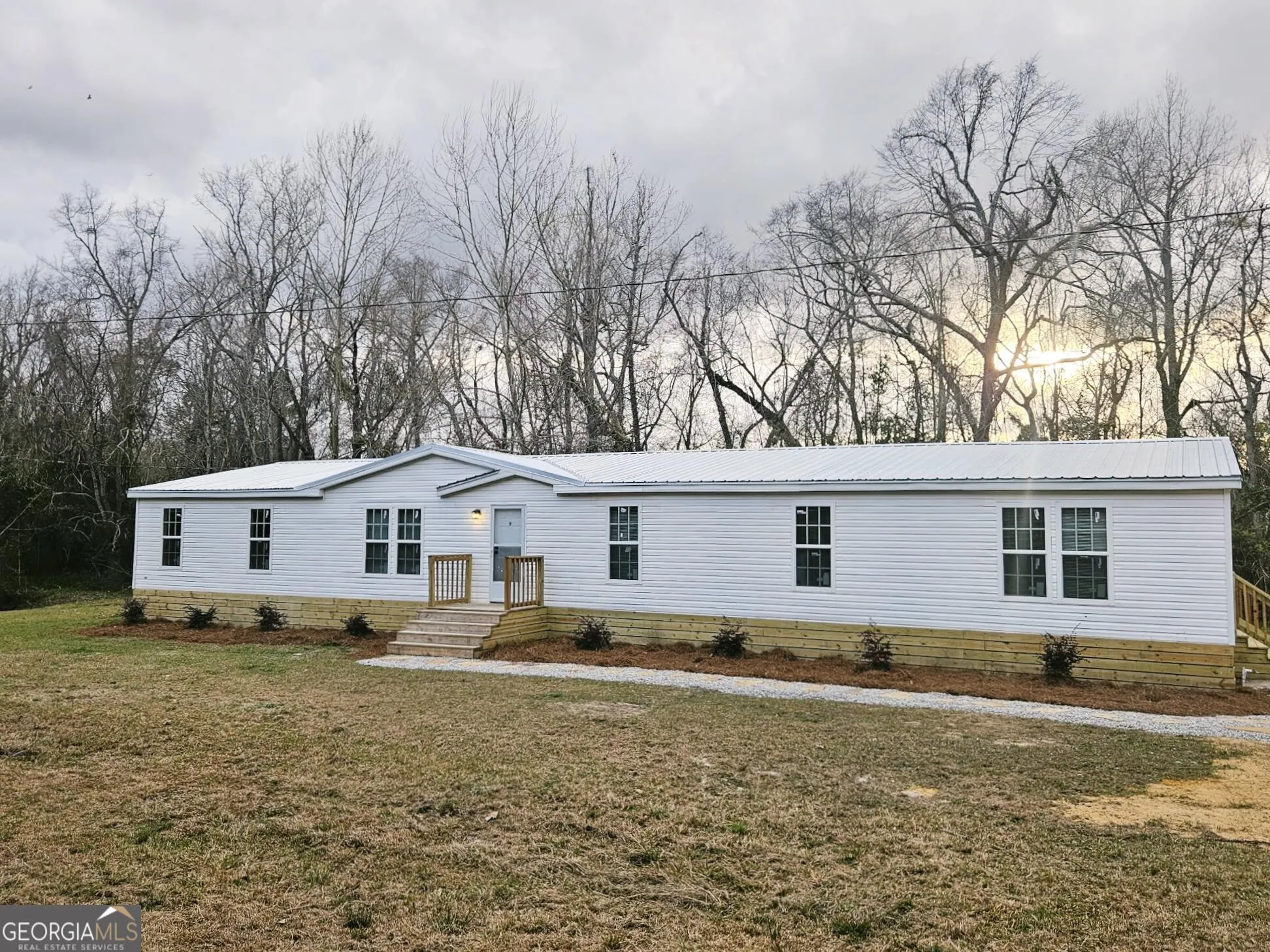 525 Horsefly Road