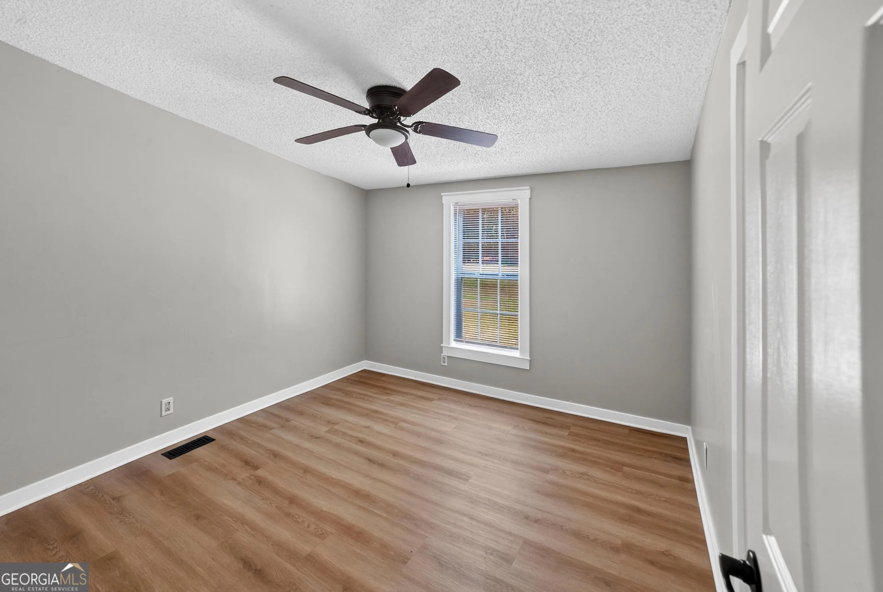 525 Horsefly Road