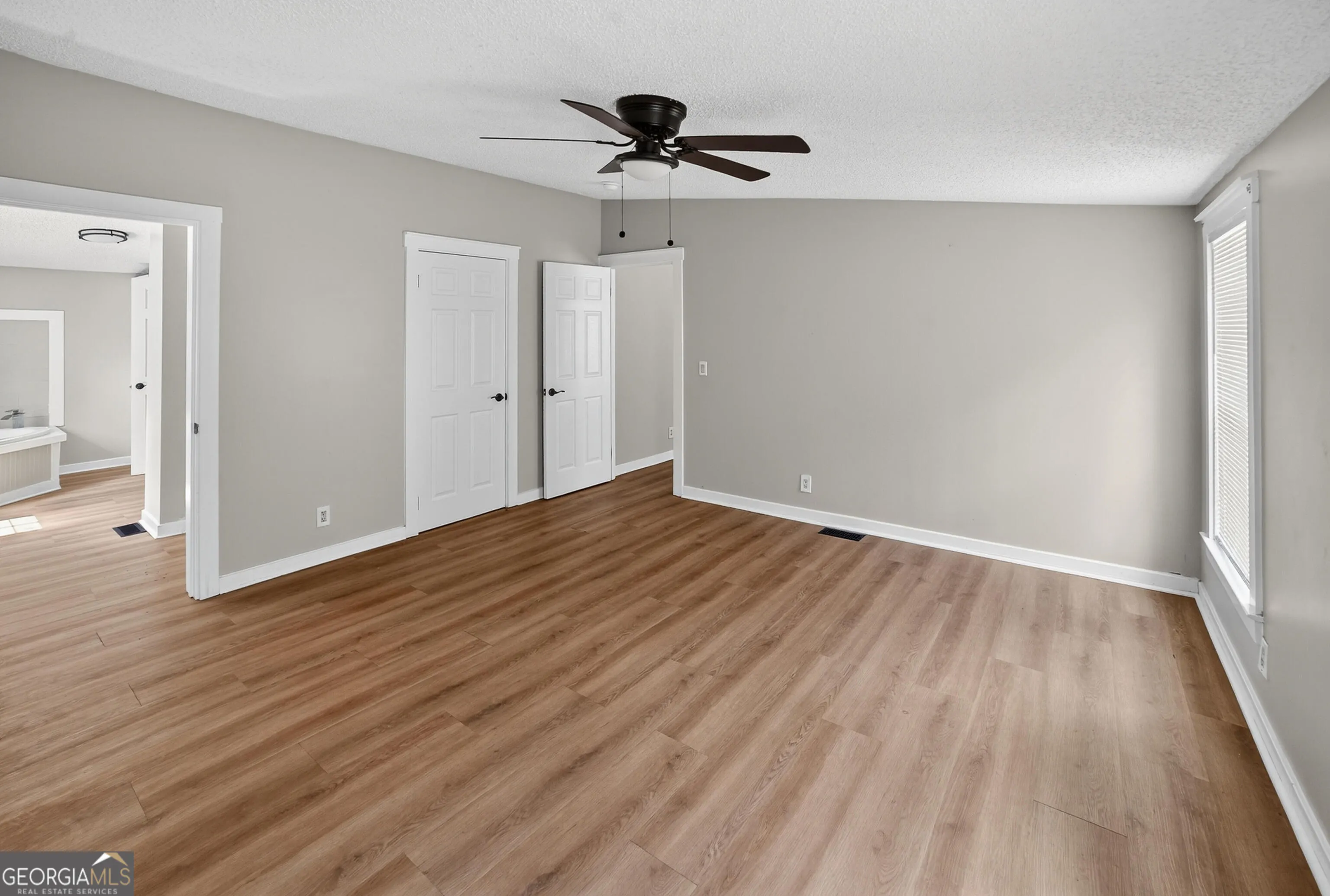 525 Horsefly Road