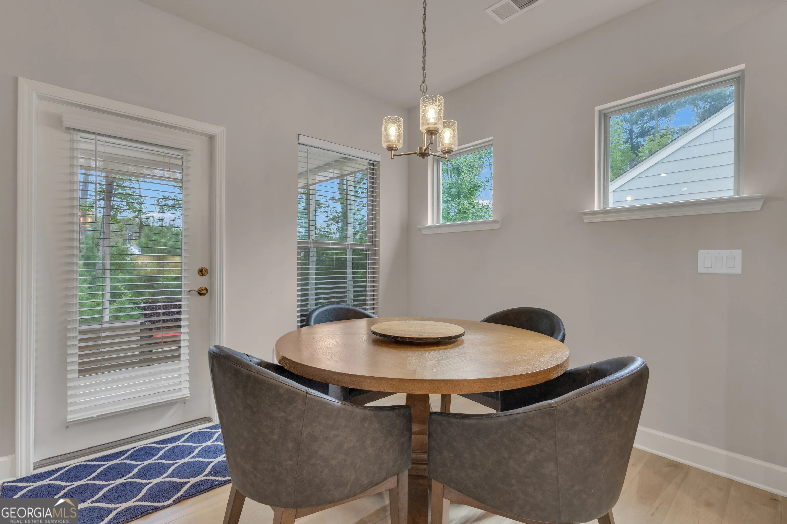 549 Colebrook Way