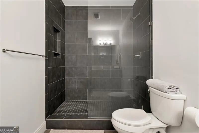 805 905 Juniper Street, #805