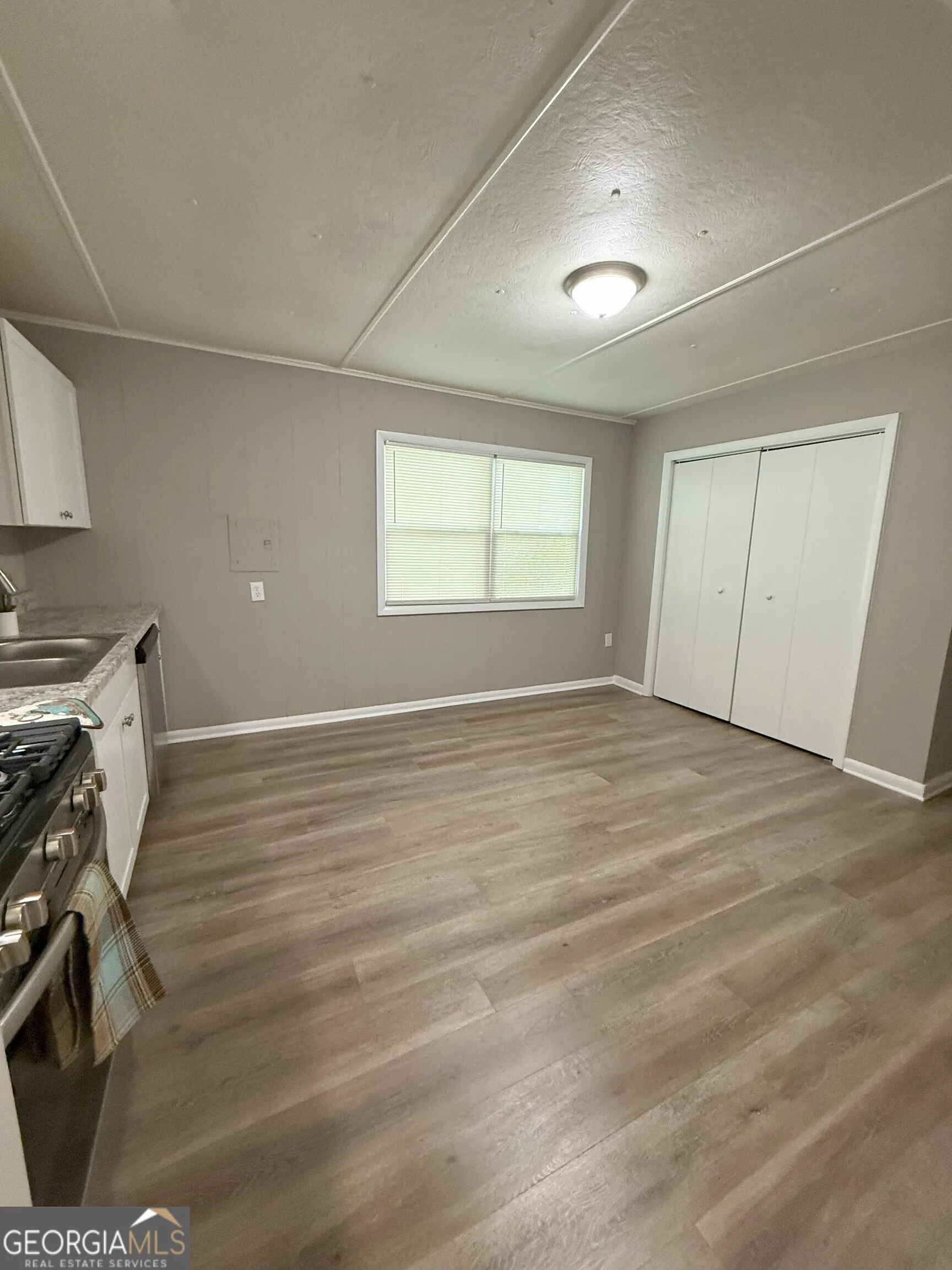 701 W Creek Circle