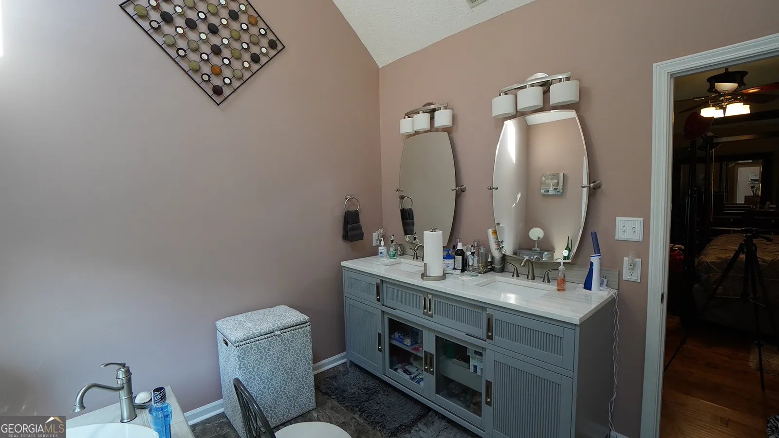 3001 Ashland Court SW