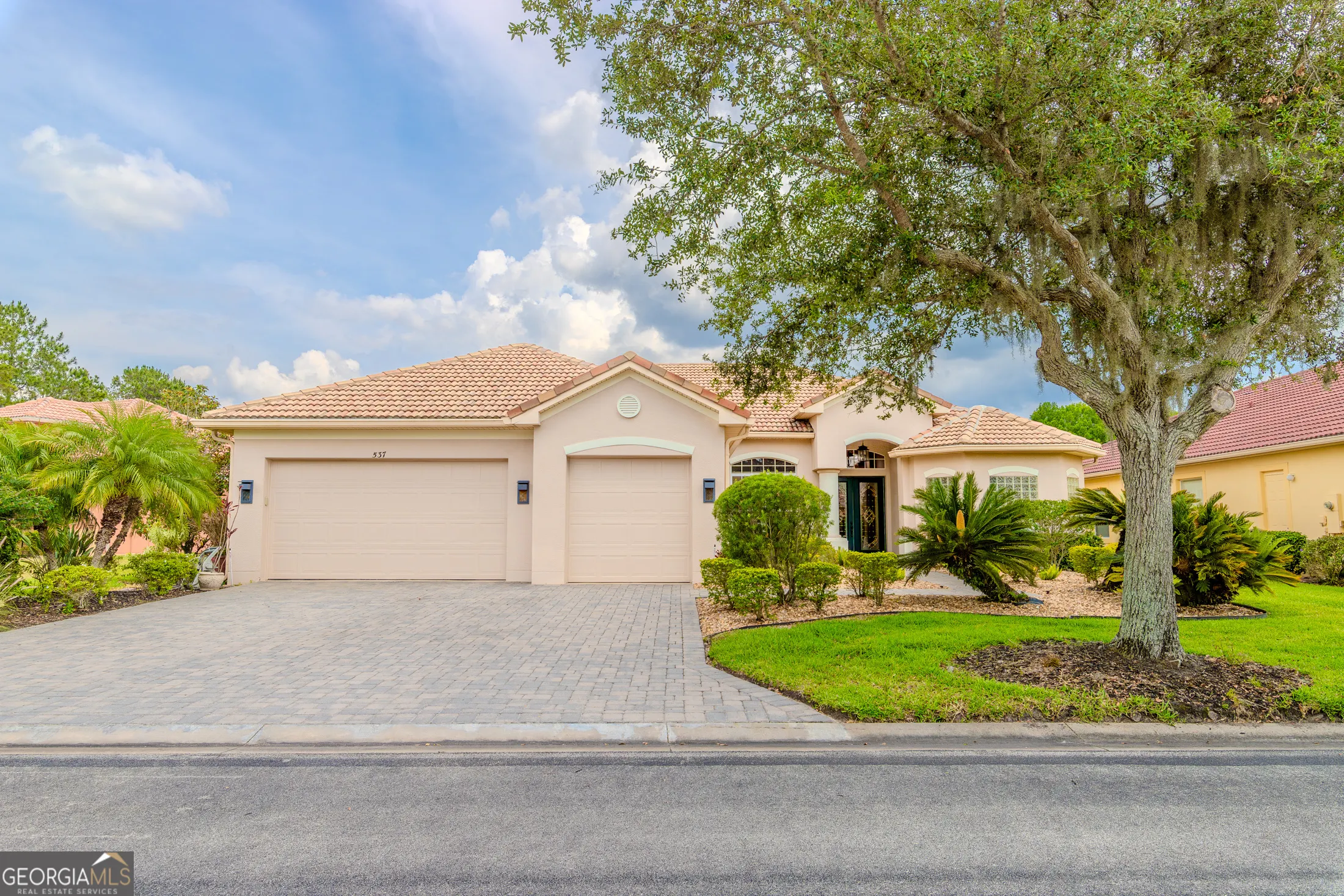 537 Montage Lane