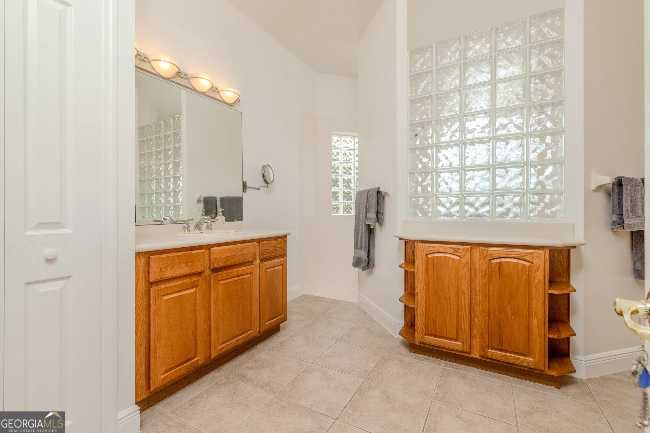 537 Montage Lane