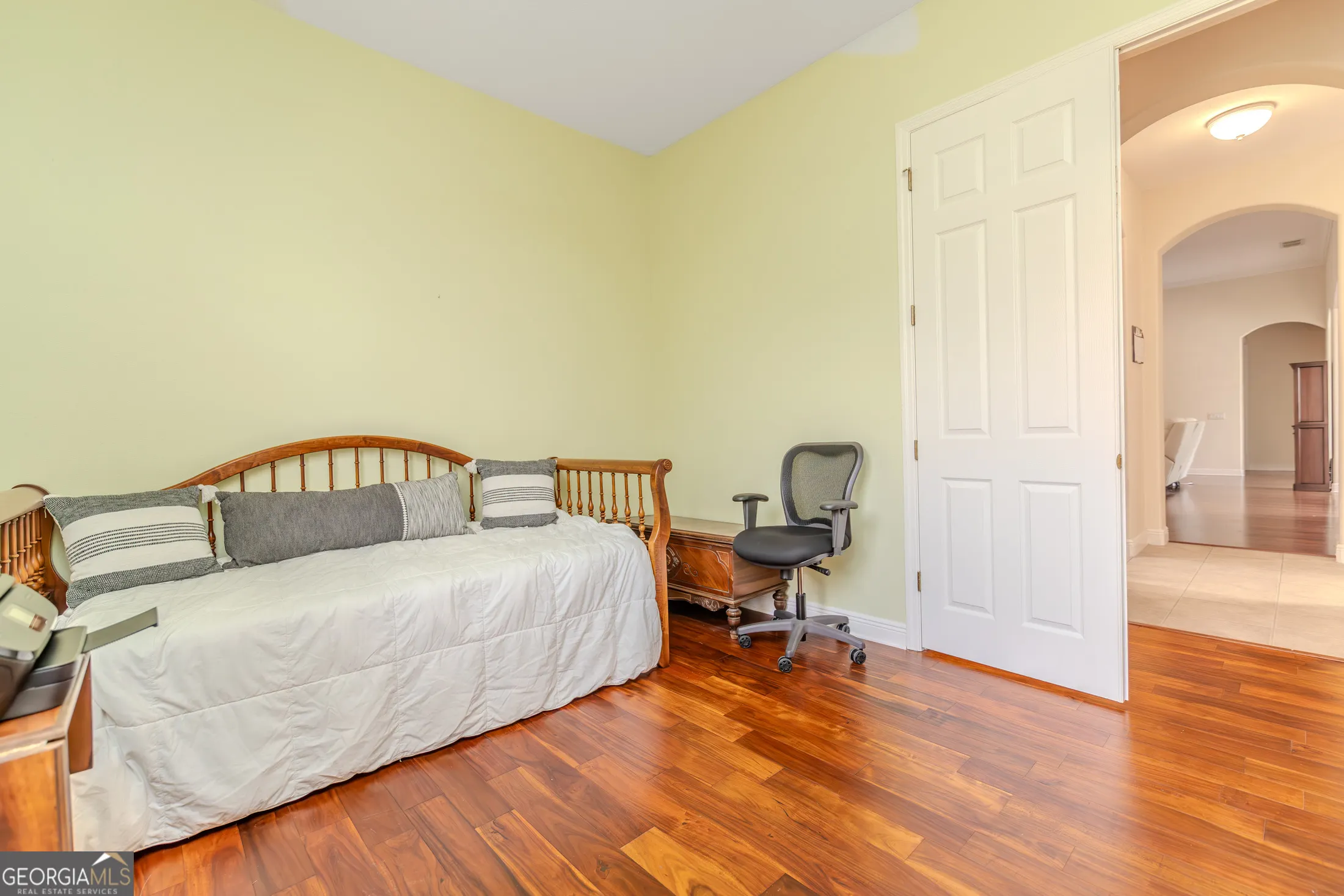 537 Montage Lane