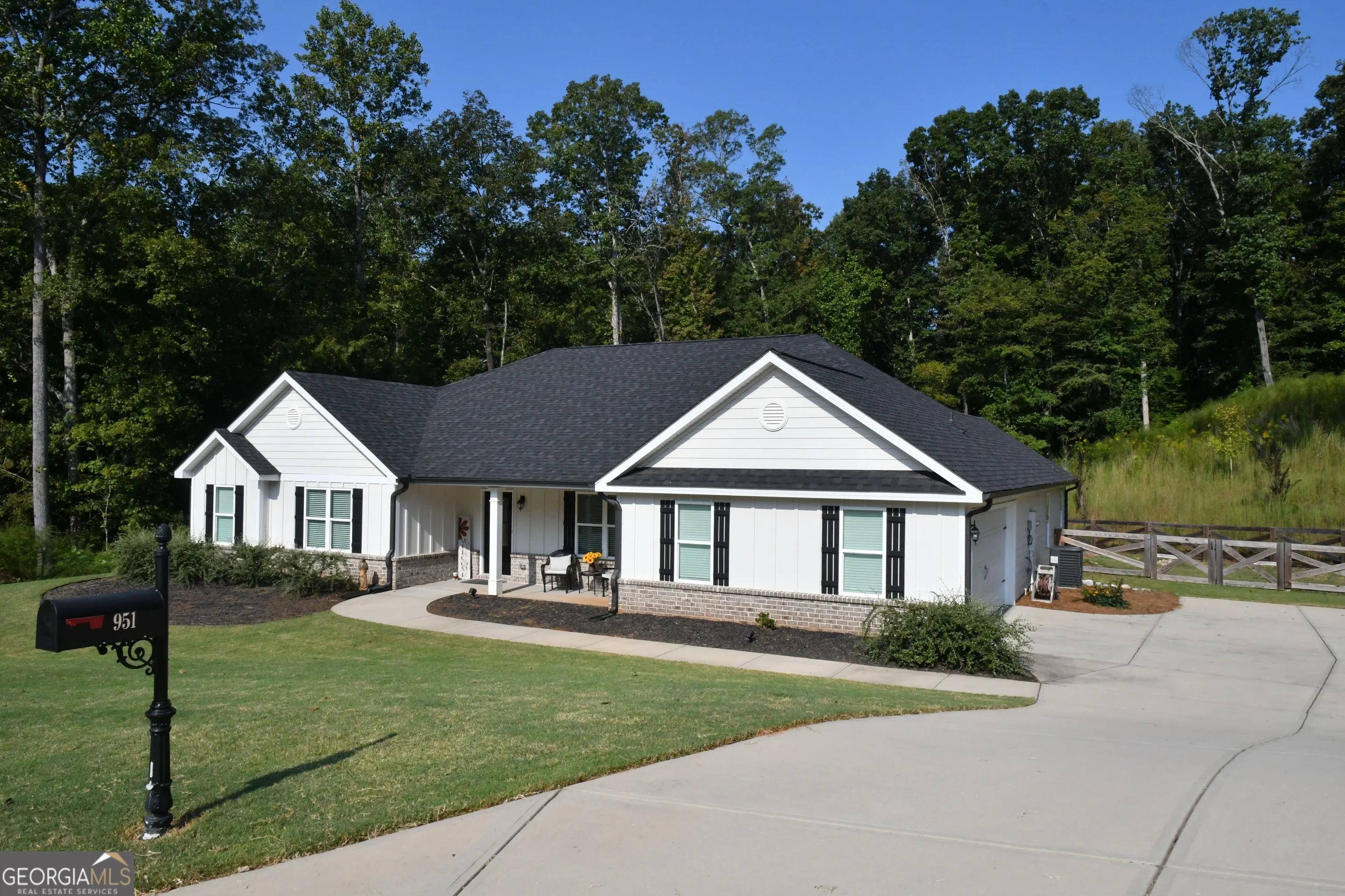 951 Oconee Lane