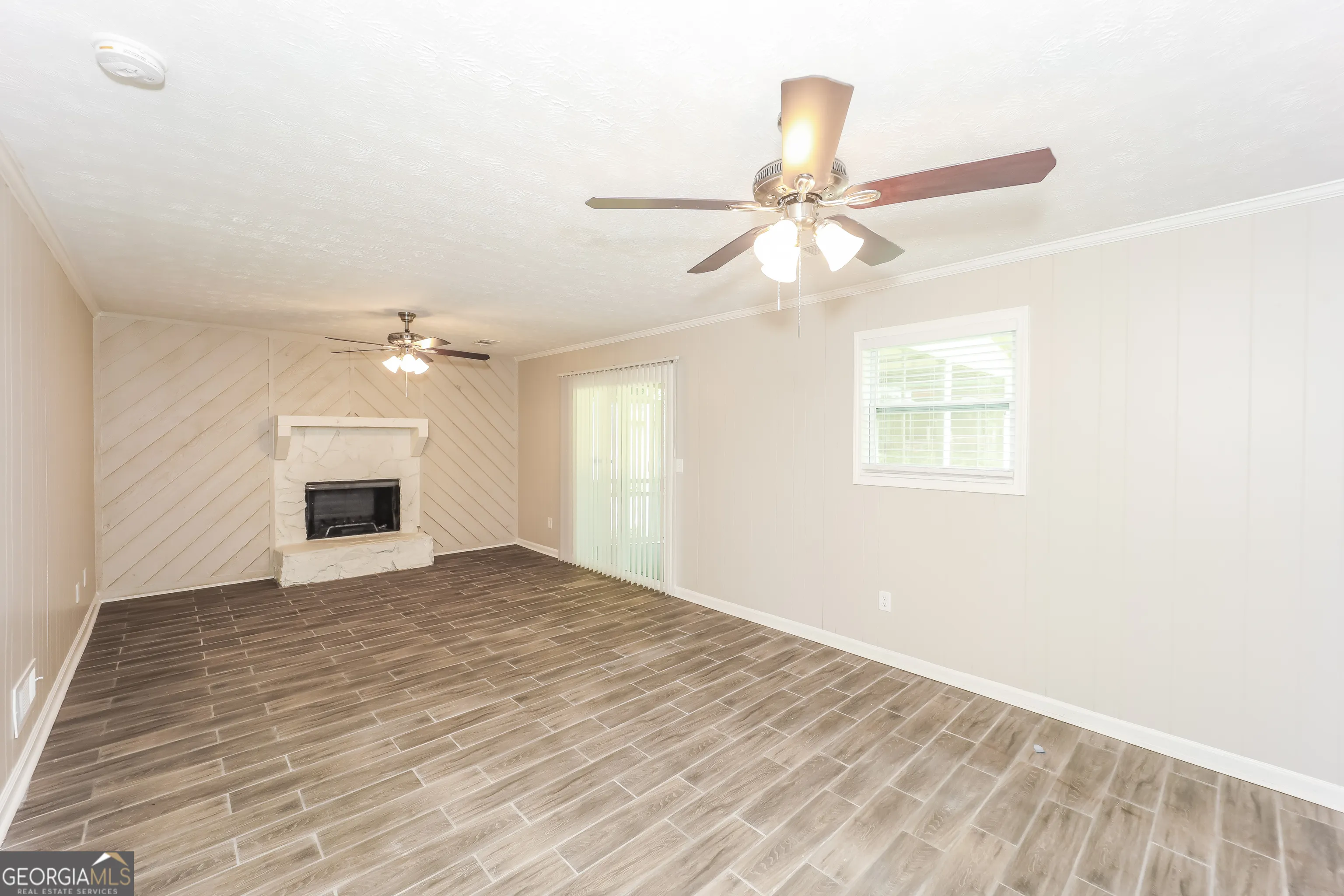 9194 Greenwood Drive