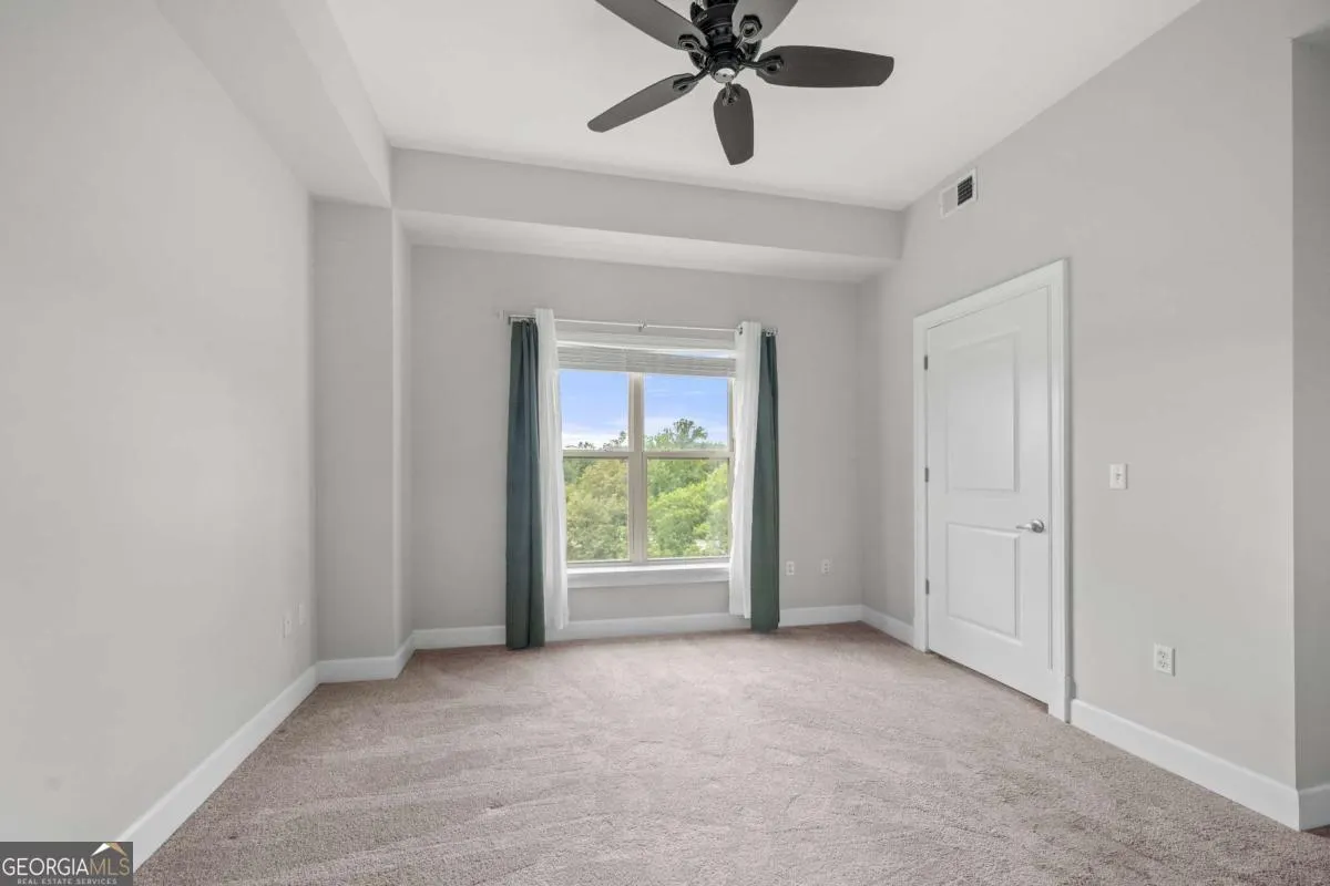 743 200 River Vista Drive, #743