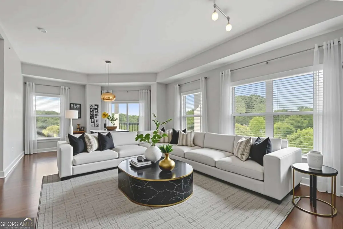 743 200 River Vista Drive, #743