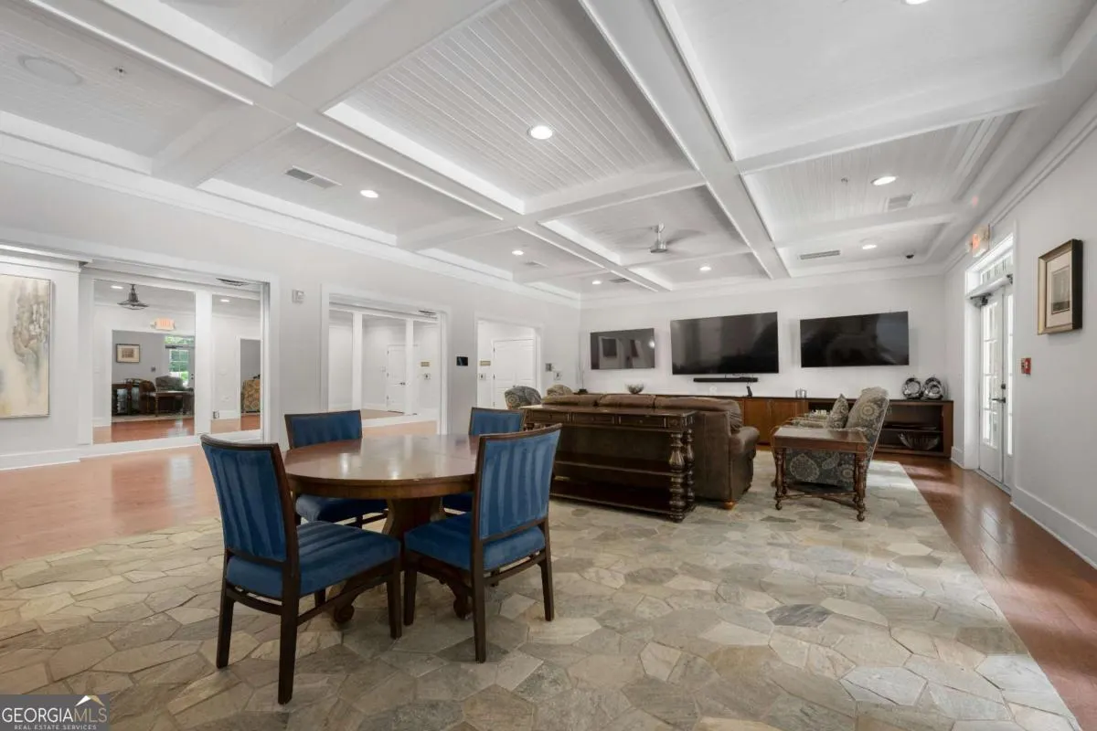 743 200 River Vista Drive, #743