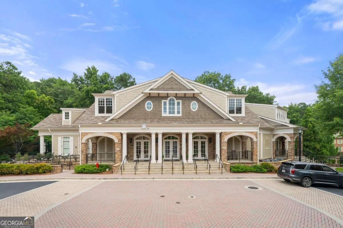 743 200 River Vista Drive, #743