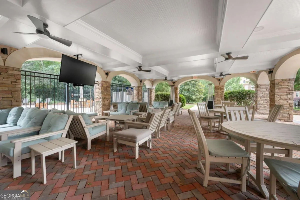 743 200 River Vista Drive, #743