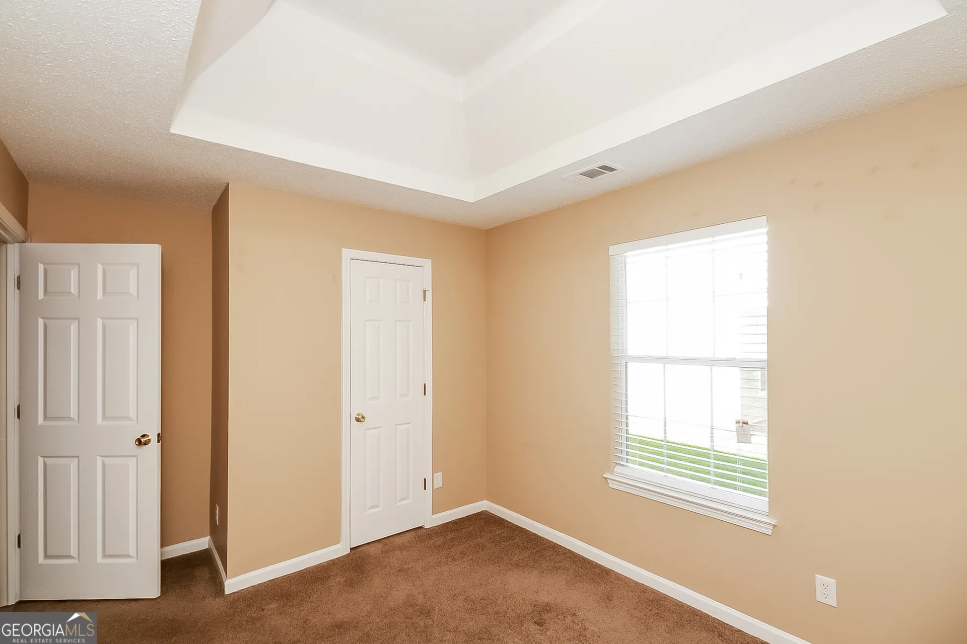 74 Lake Crossing Court