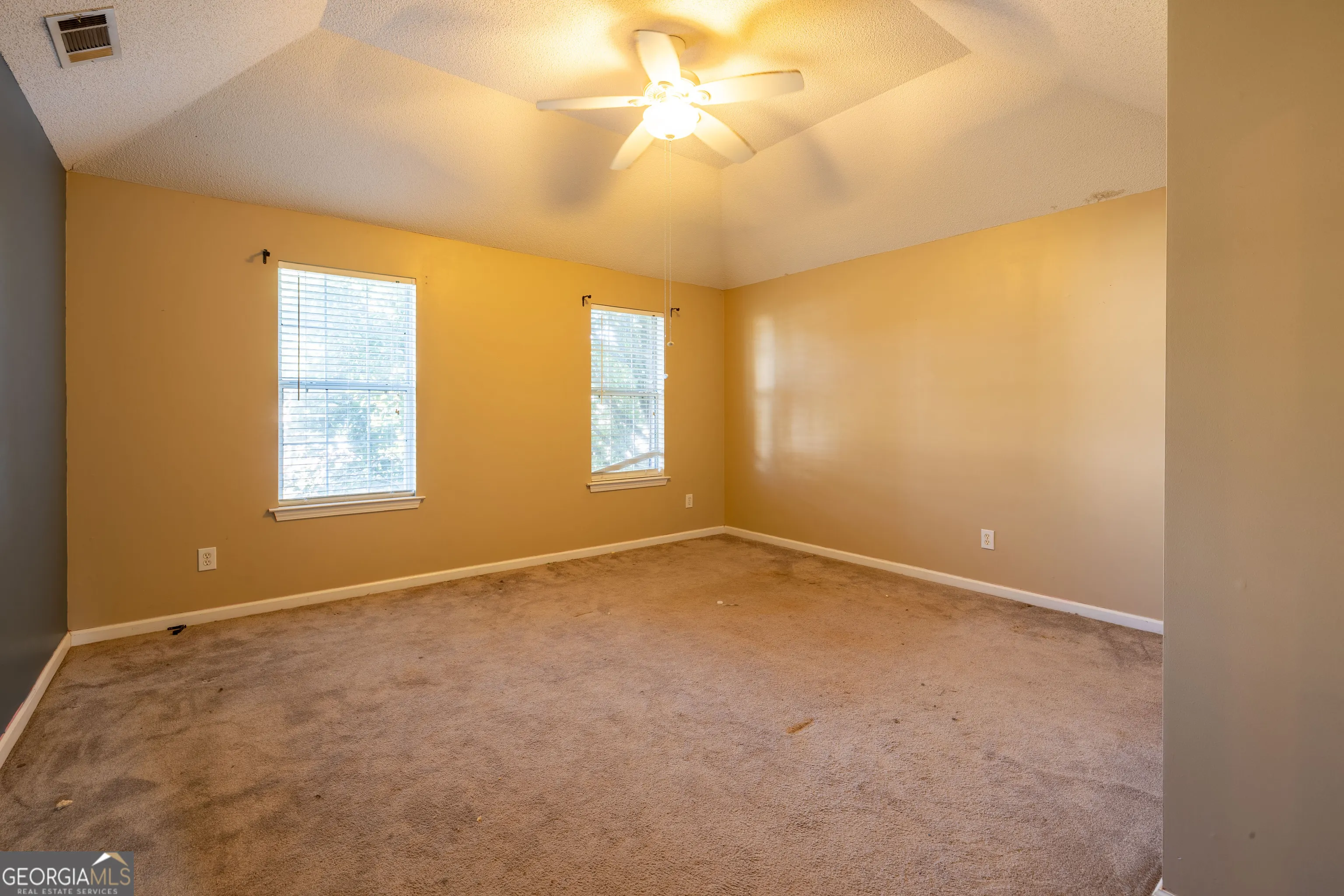 104 Silvergrass Drive