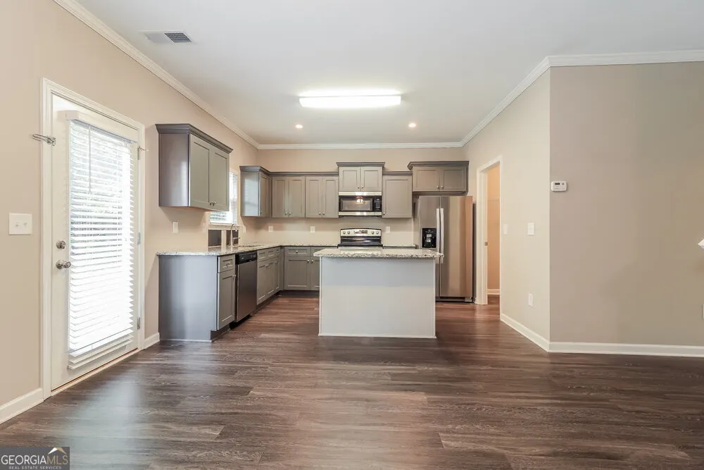 15 Fieldcrest Drive