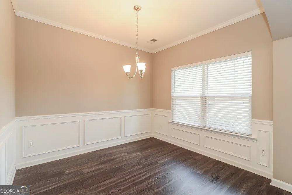 15 Fieldcrest Drive
