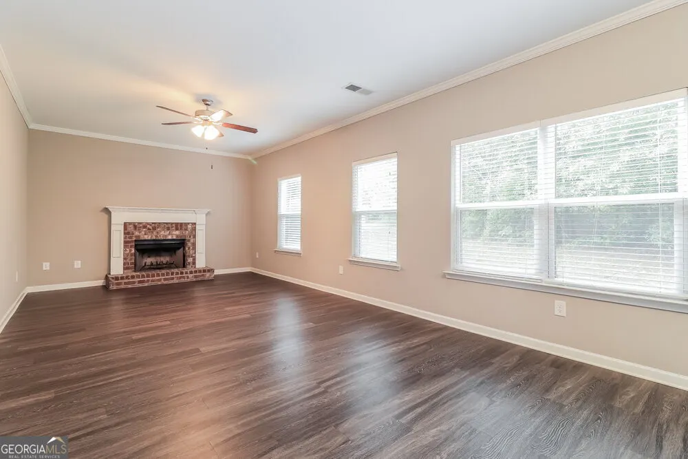 15 Fieldcrest Drive