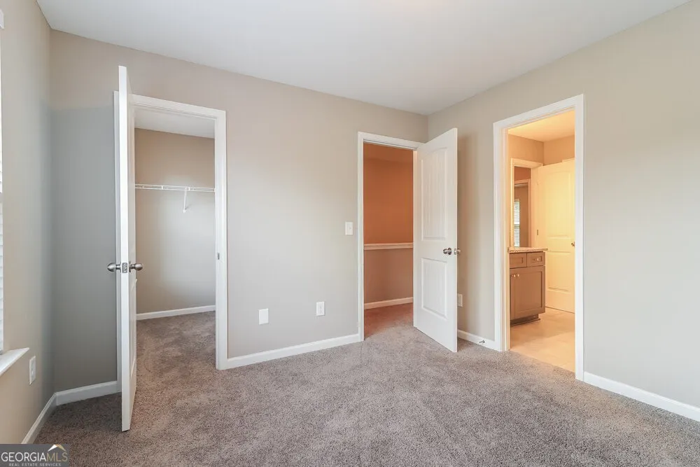 15 Fieldcrest Drive