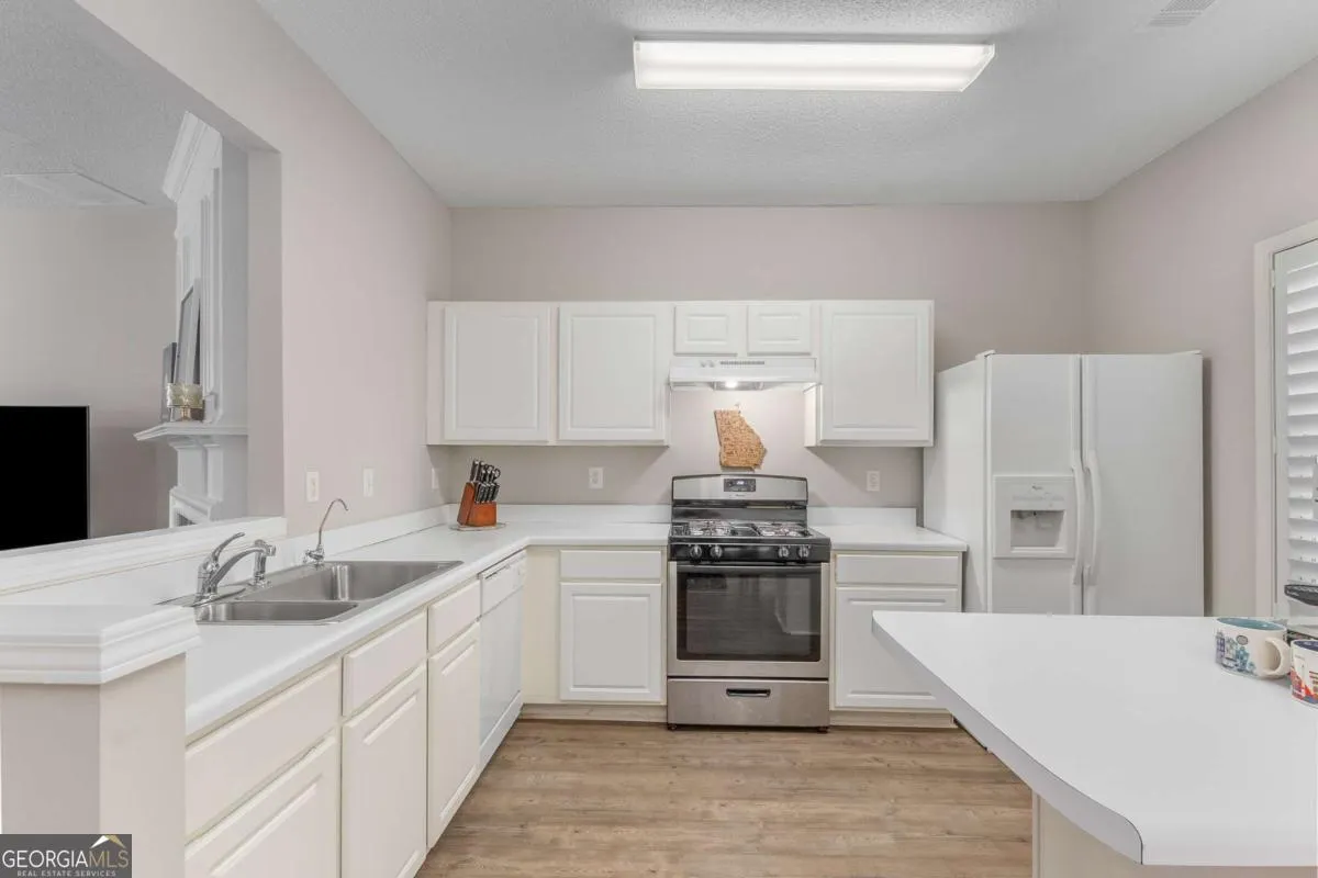1005 Whitestone Ridge