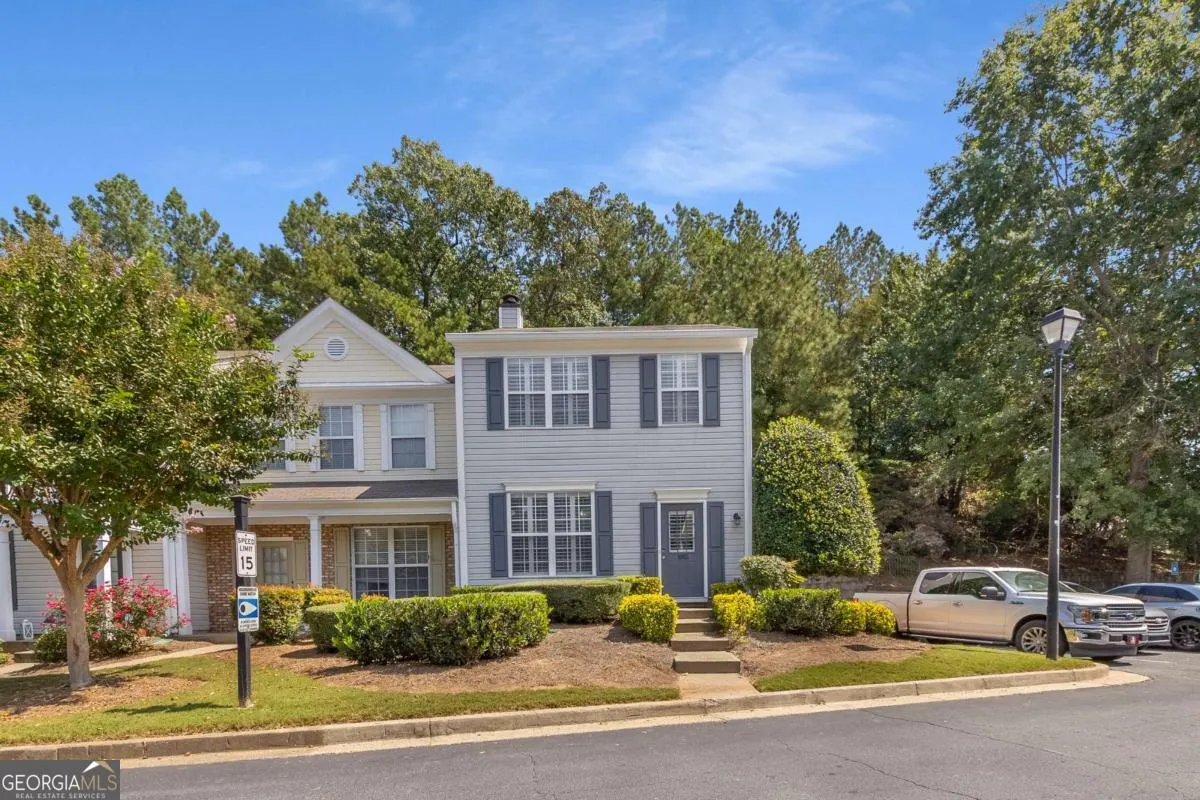 1005 Whitestone Ridge