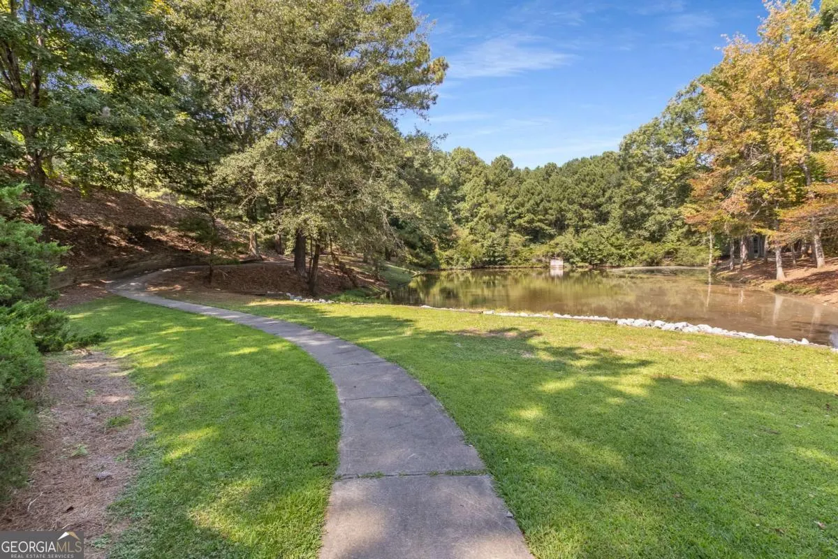 1005 Whitestone Ridge