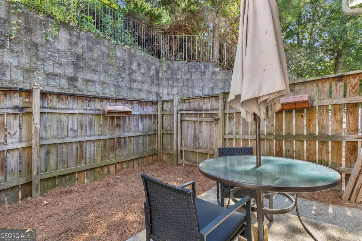 1005 Whitestone Ridge