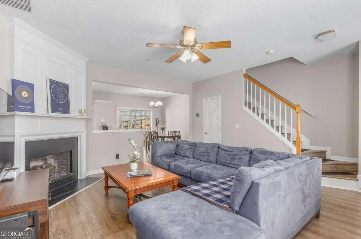 1005 Whitestone Ridge