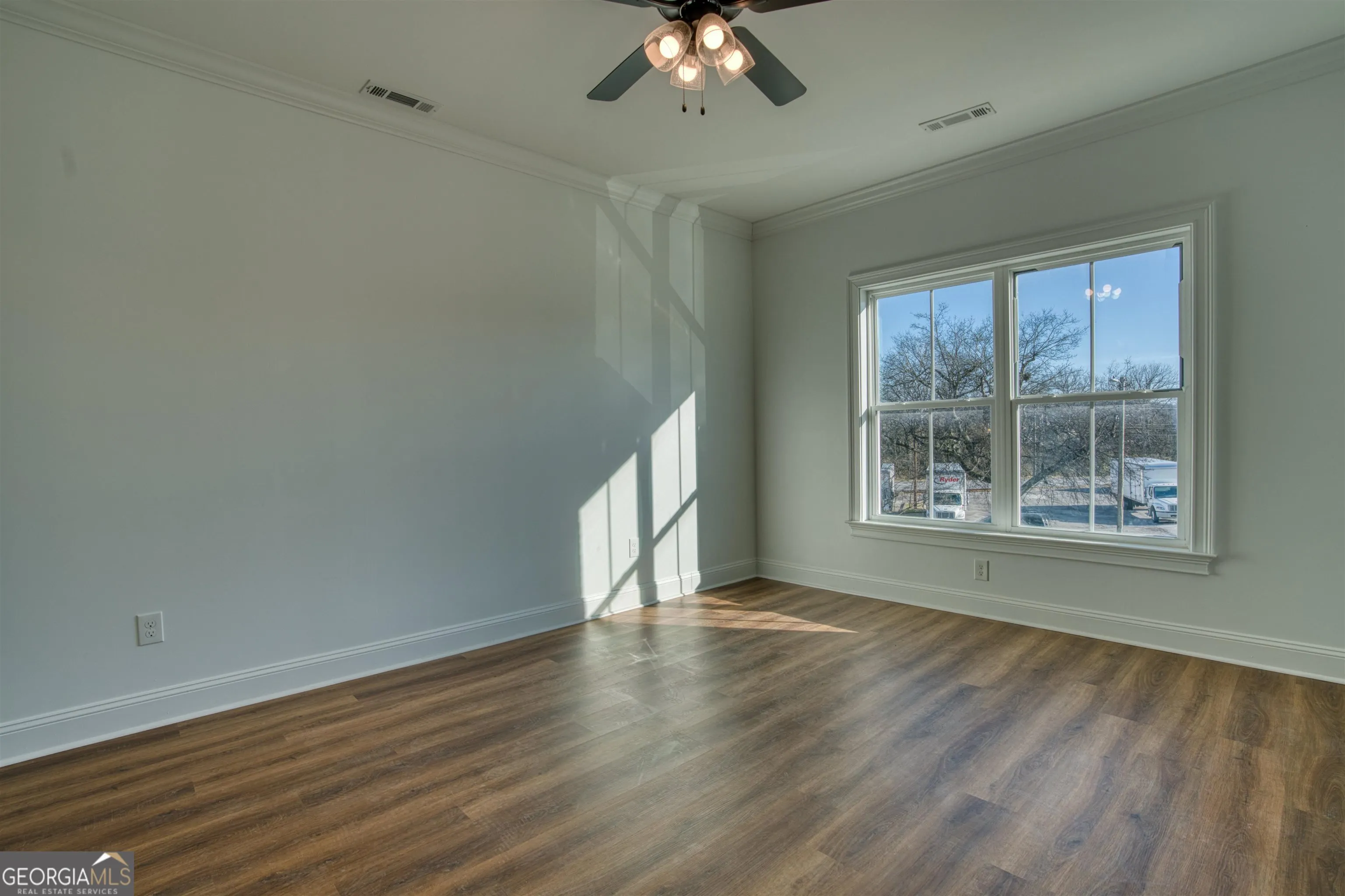 25 138 East Eighth Avenue, #25