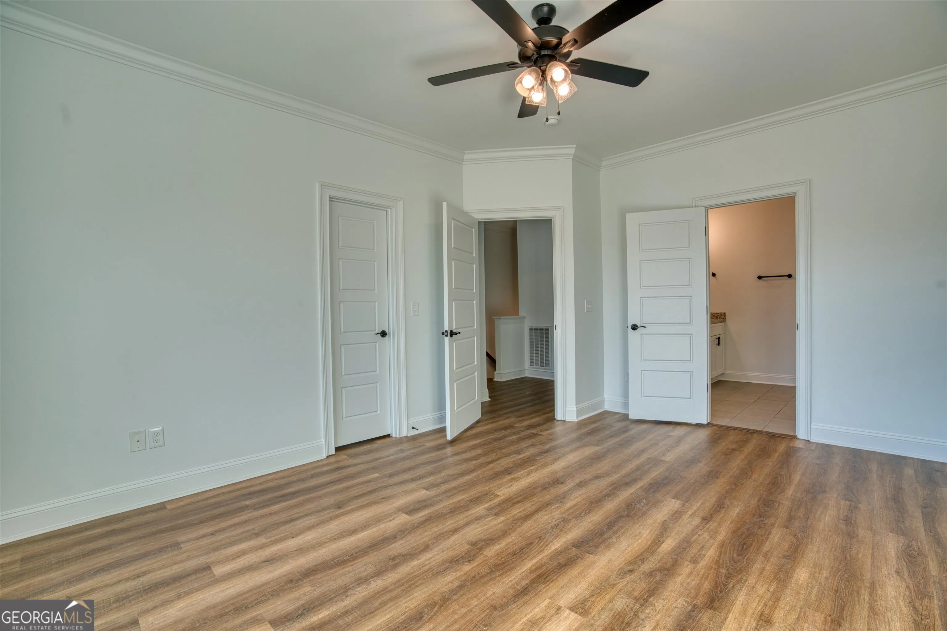 25 138 East Eighth Avenue, #25