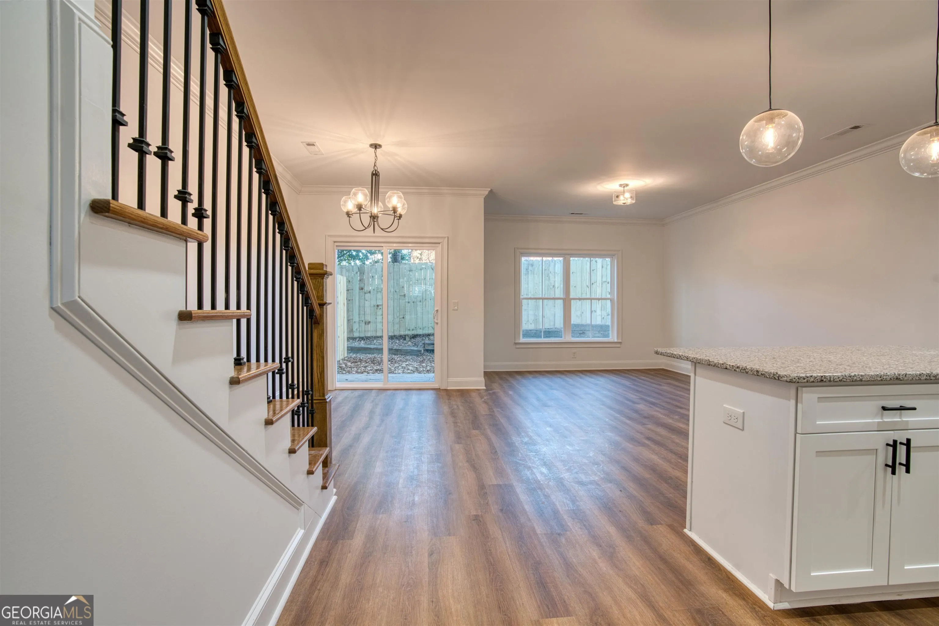 25 138 East Eighth Avenue, #25