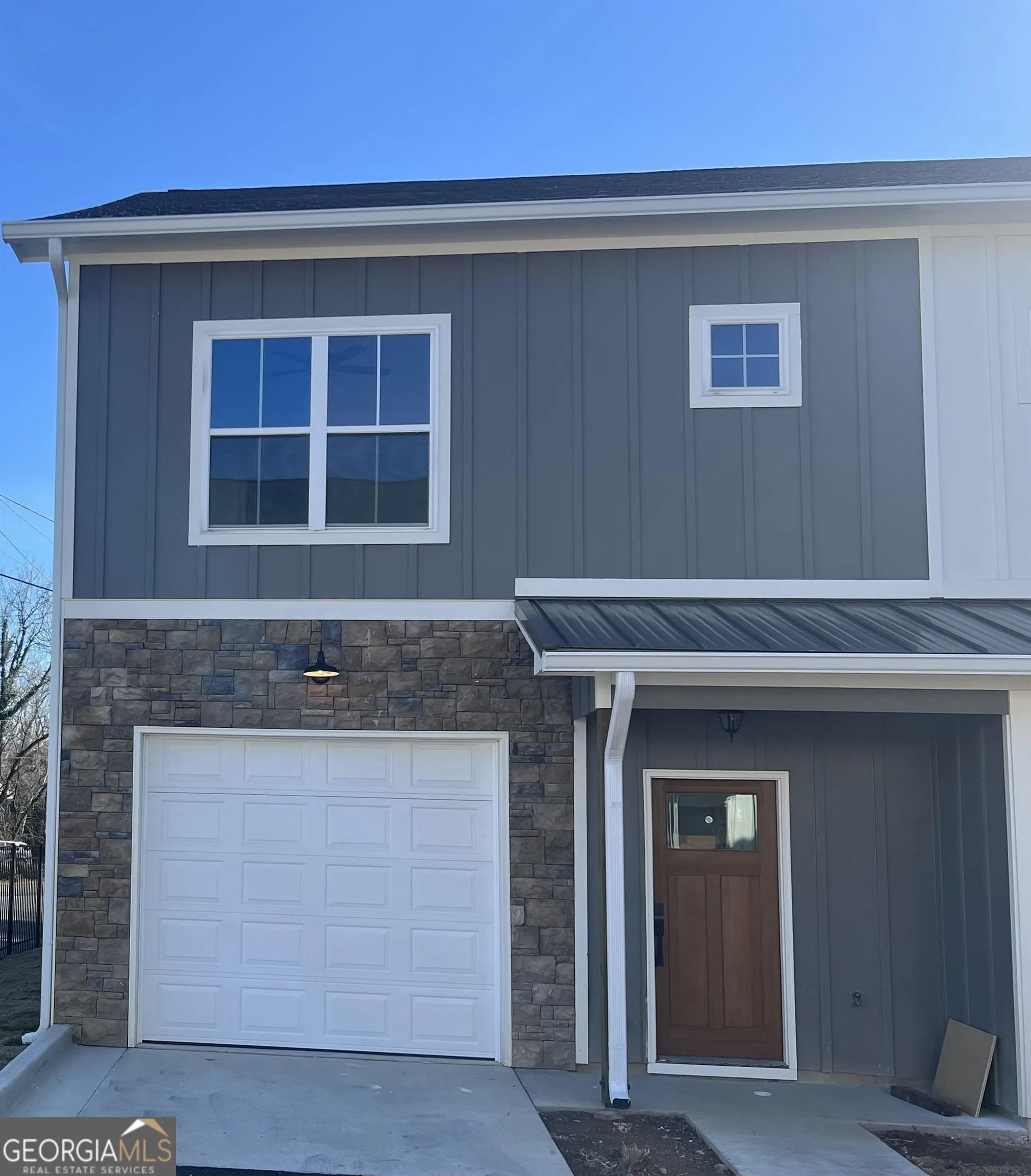 25 138 East Eighth Avenue, #25