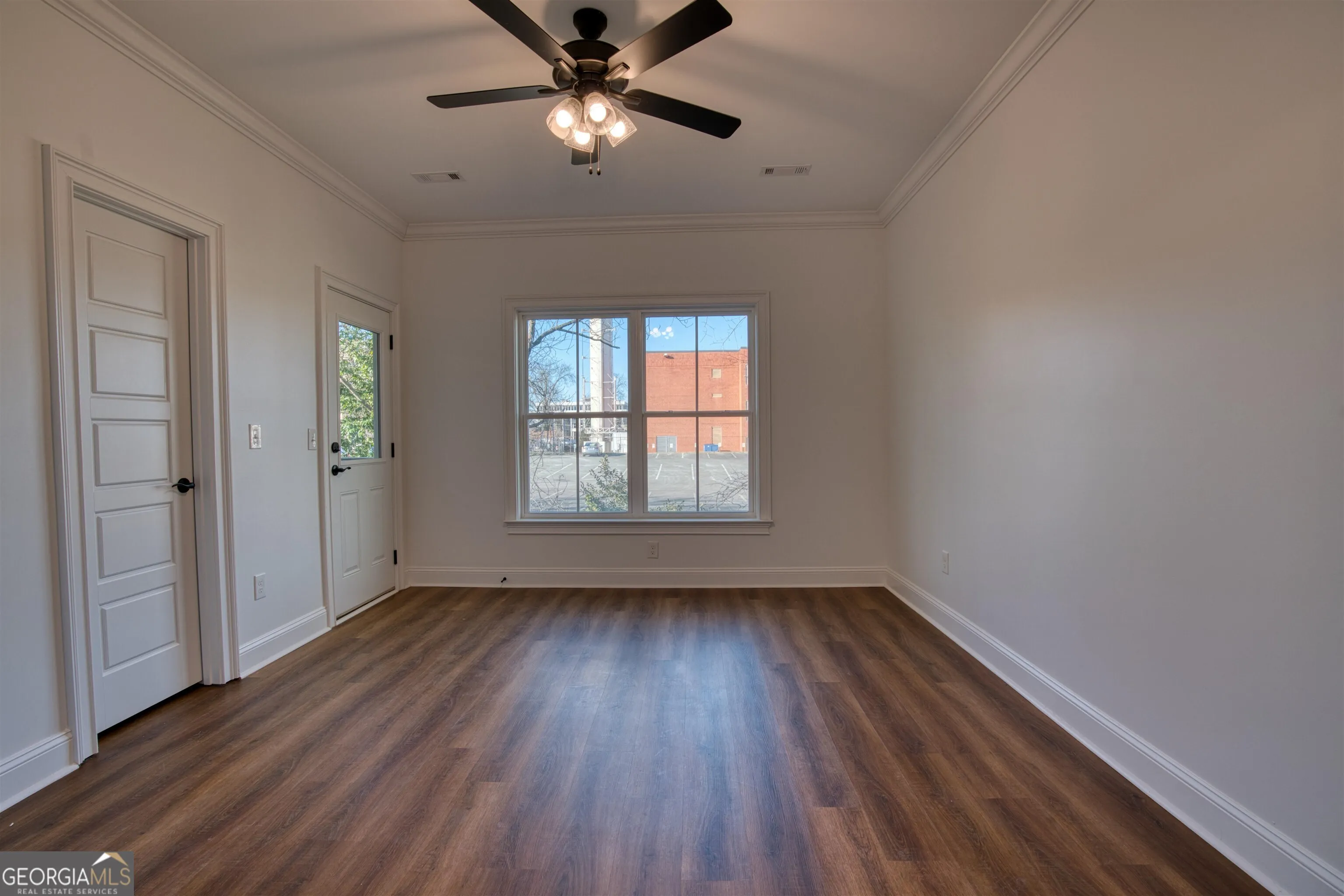 25 138 East Eighth Avenue, #25