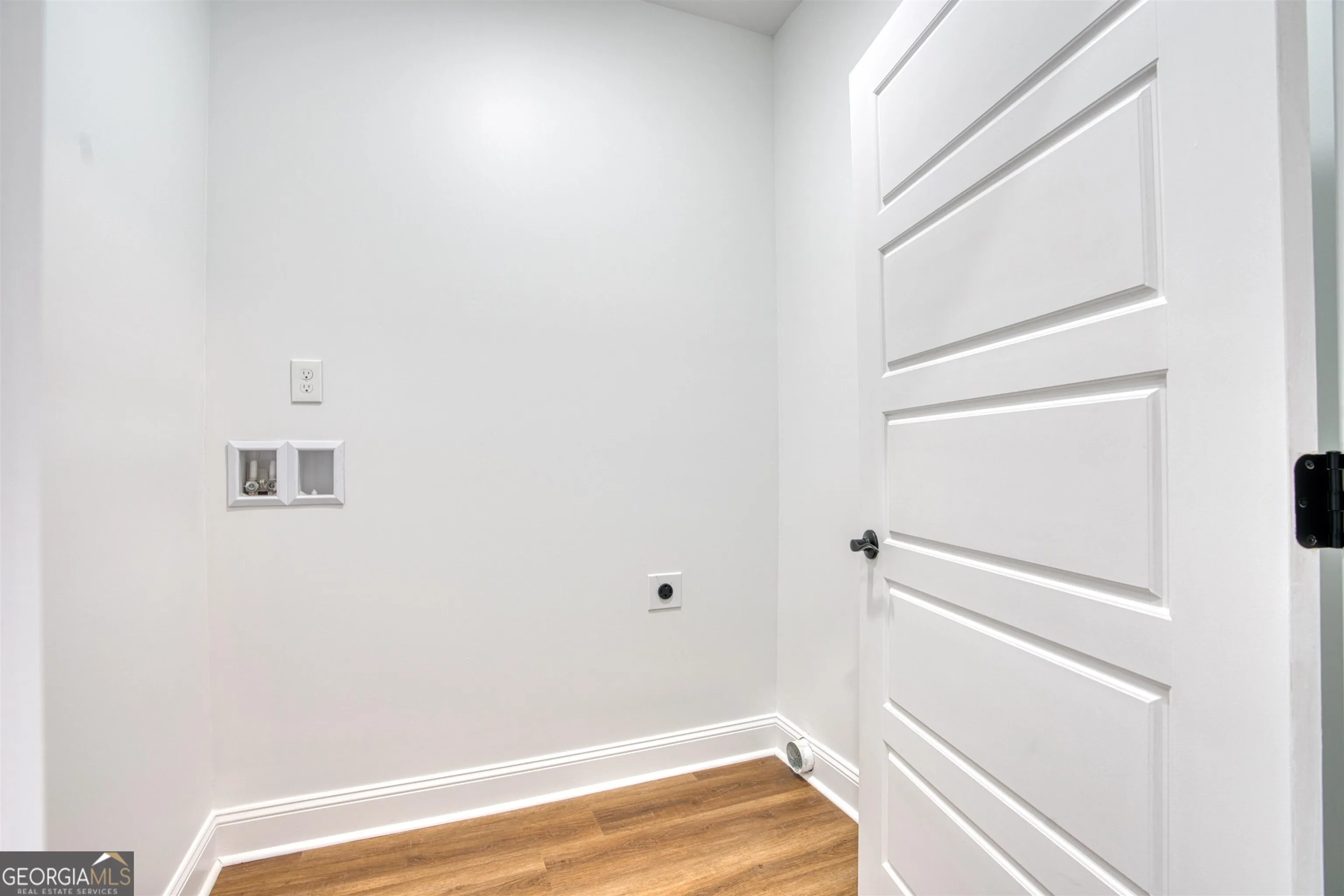 25 138 East Eighth Avenue, #25