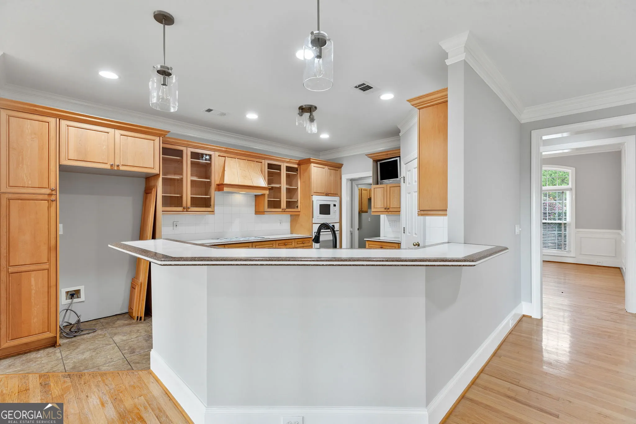 617 Gold Bullion Drive W